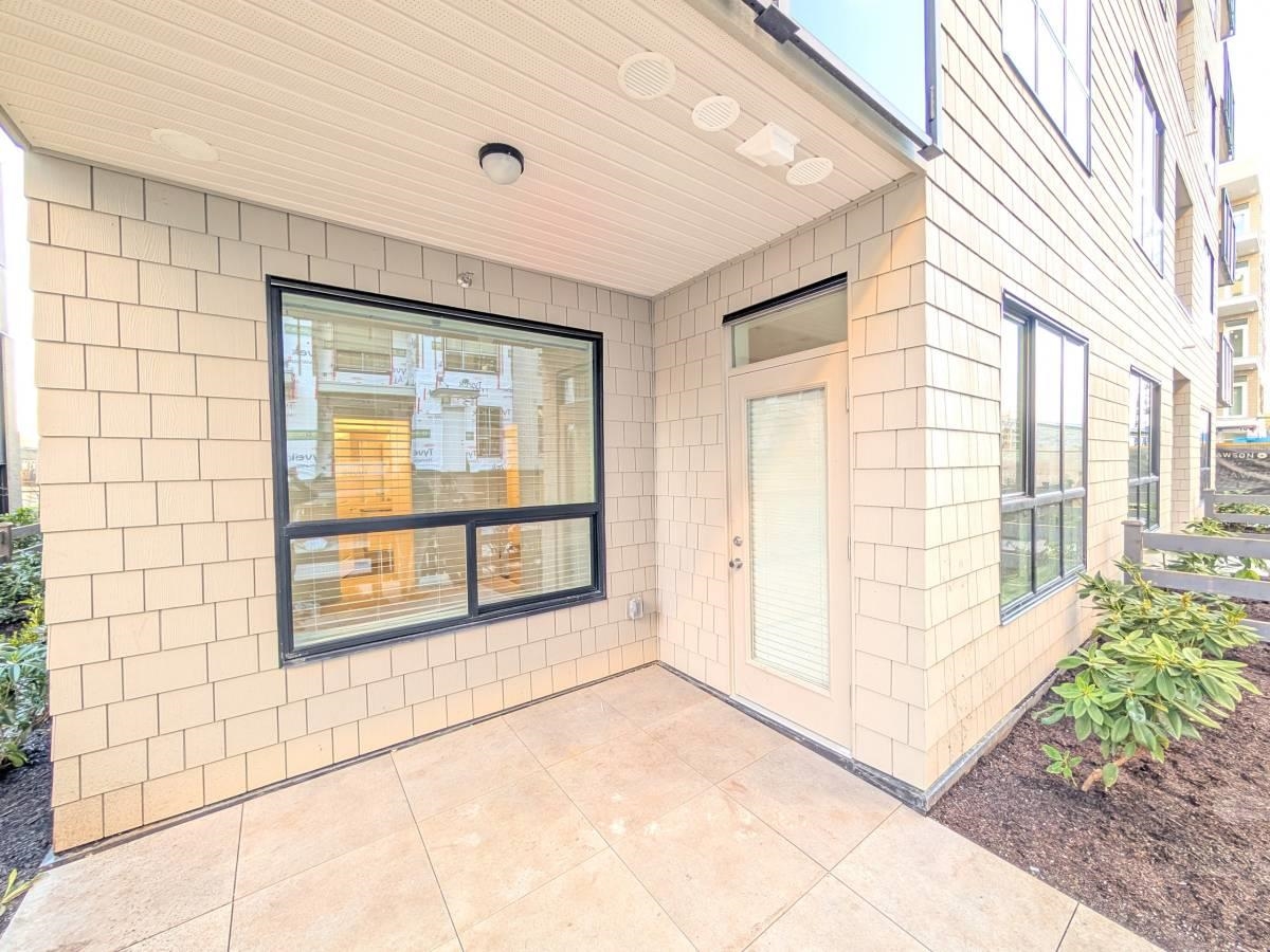 MLS® listing #R3112477 for sale located at 15777 85 AVE, Surrey BC V4N 0Y2