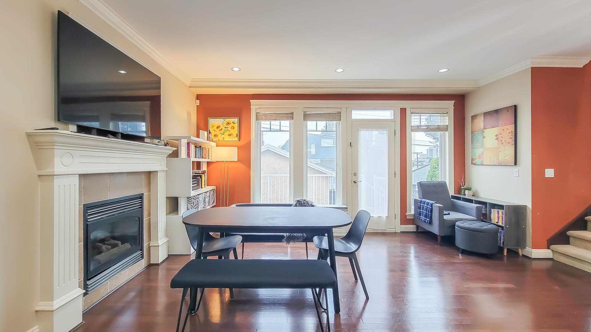 203 E 18TH STREET, North Vancouver BC V7L 2X7, R3112646, BC,