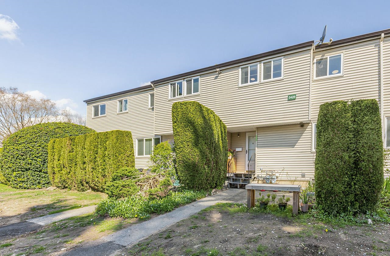 45 3425 49TH AVENUE, R3112727, BC,