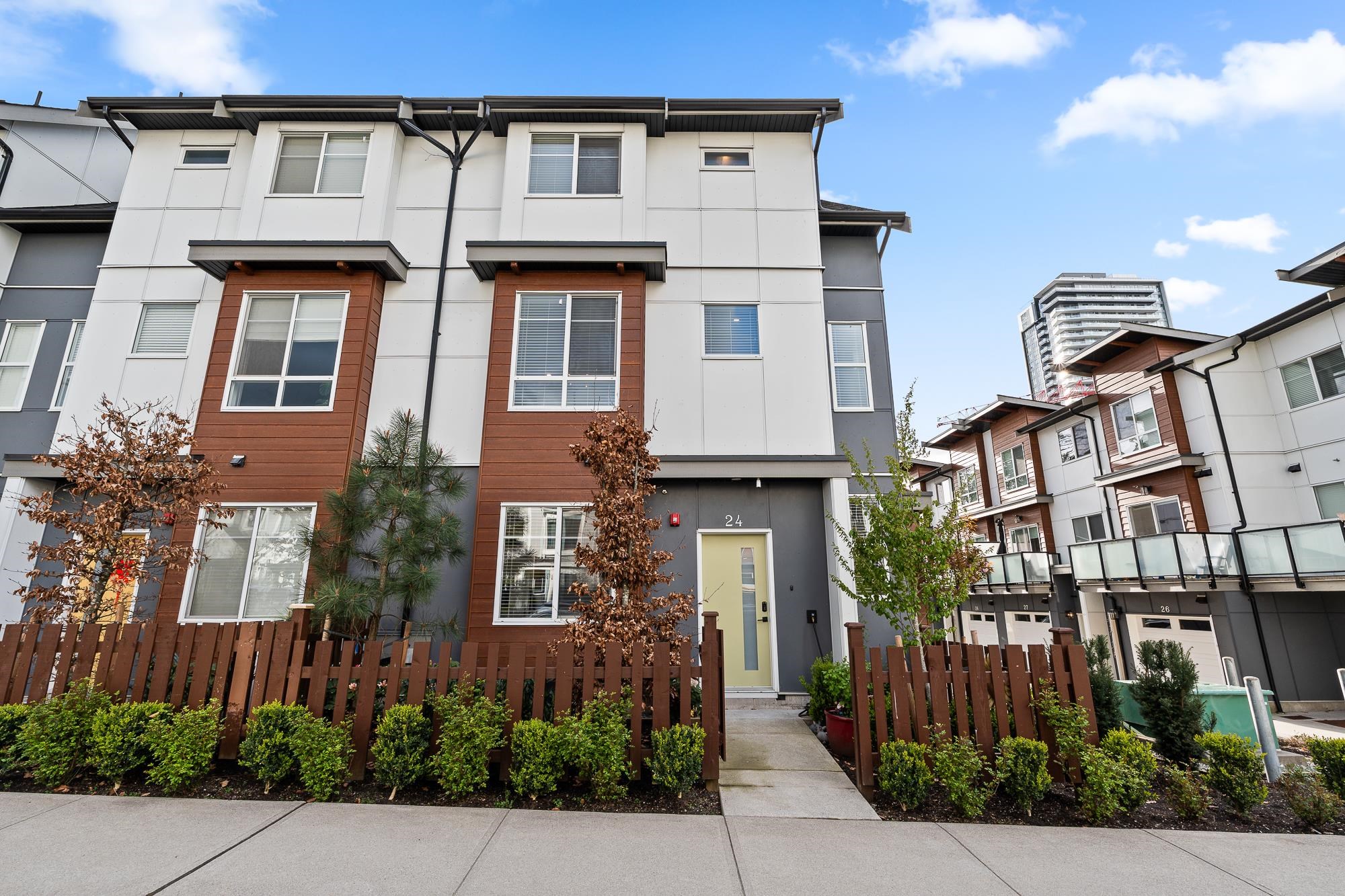 24 20155 84 AVENUE, R3112882, BC,