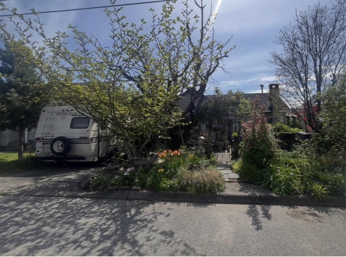 2204 HAMILTON STREET, New Westminster BC V3M 2R1, R3112895, BC,