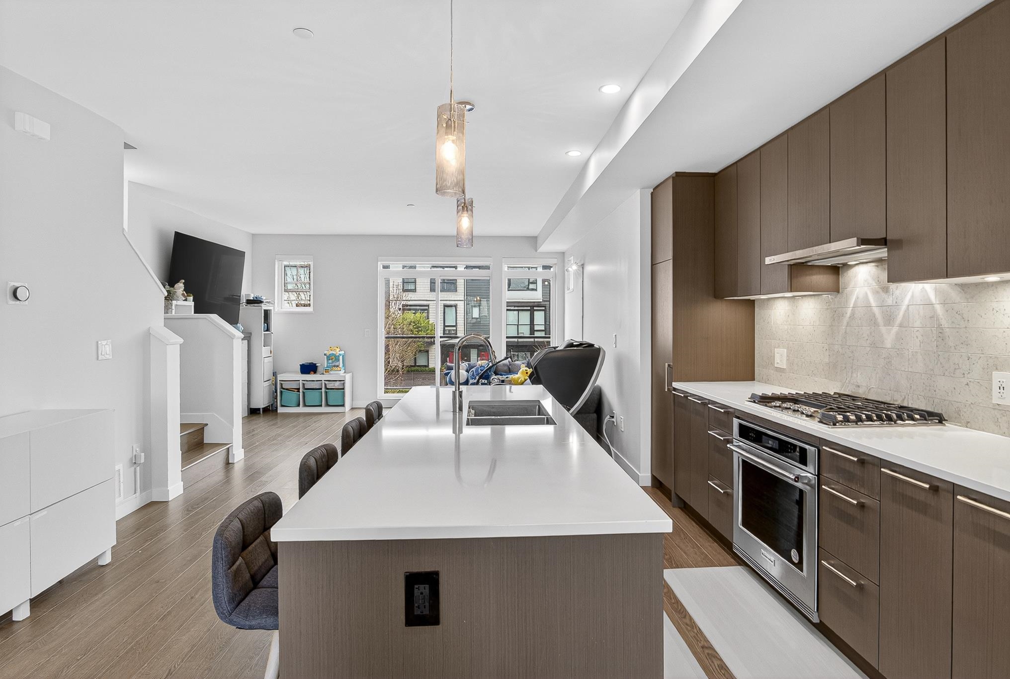 105 4662 HEMLOCK WAY, R3112906, BC,