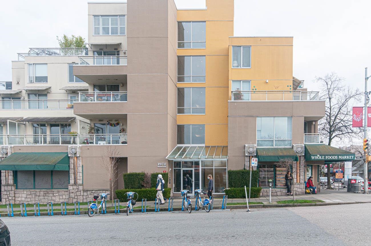 308 1978 VINE STREET, R3112922, BC,