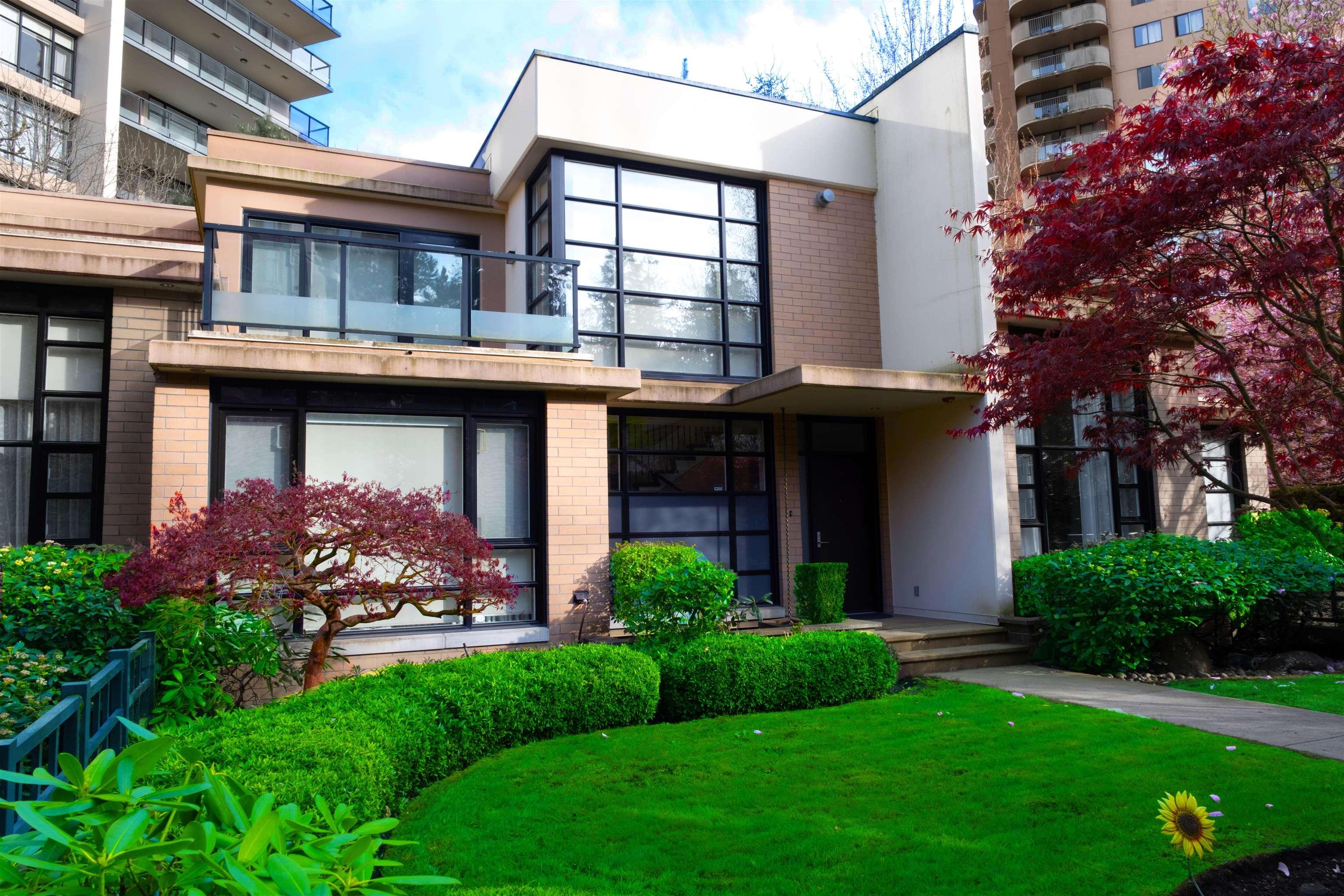 6198 WILSON AVENUE, Burnaby BC V5H 2R8, R3113028, BC,