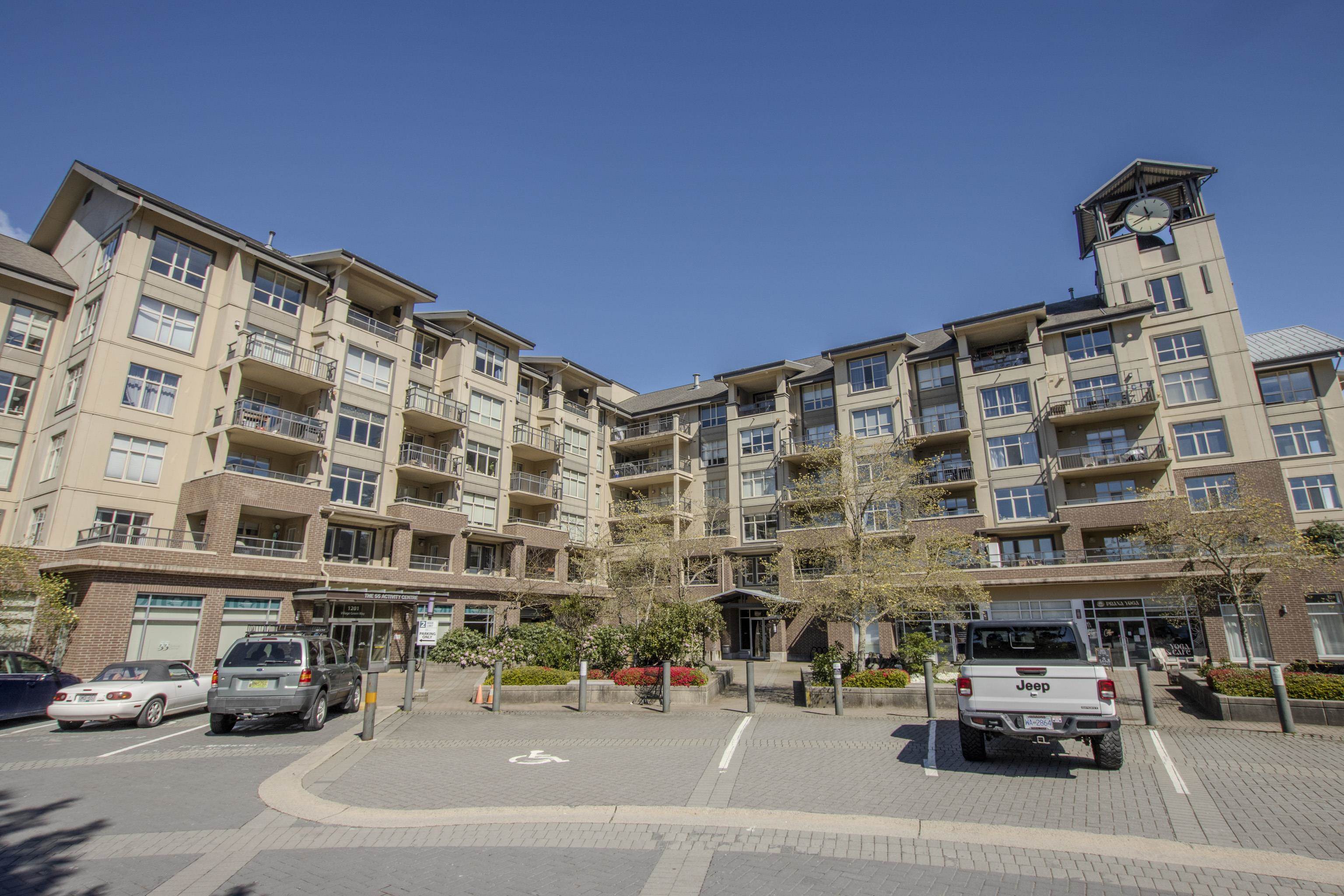 217 1211 VILLAGE GREEN WAY, R3113091, BC,