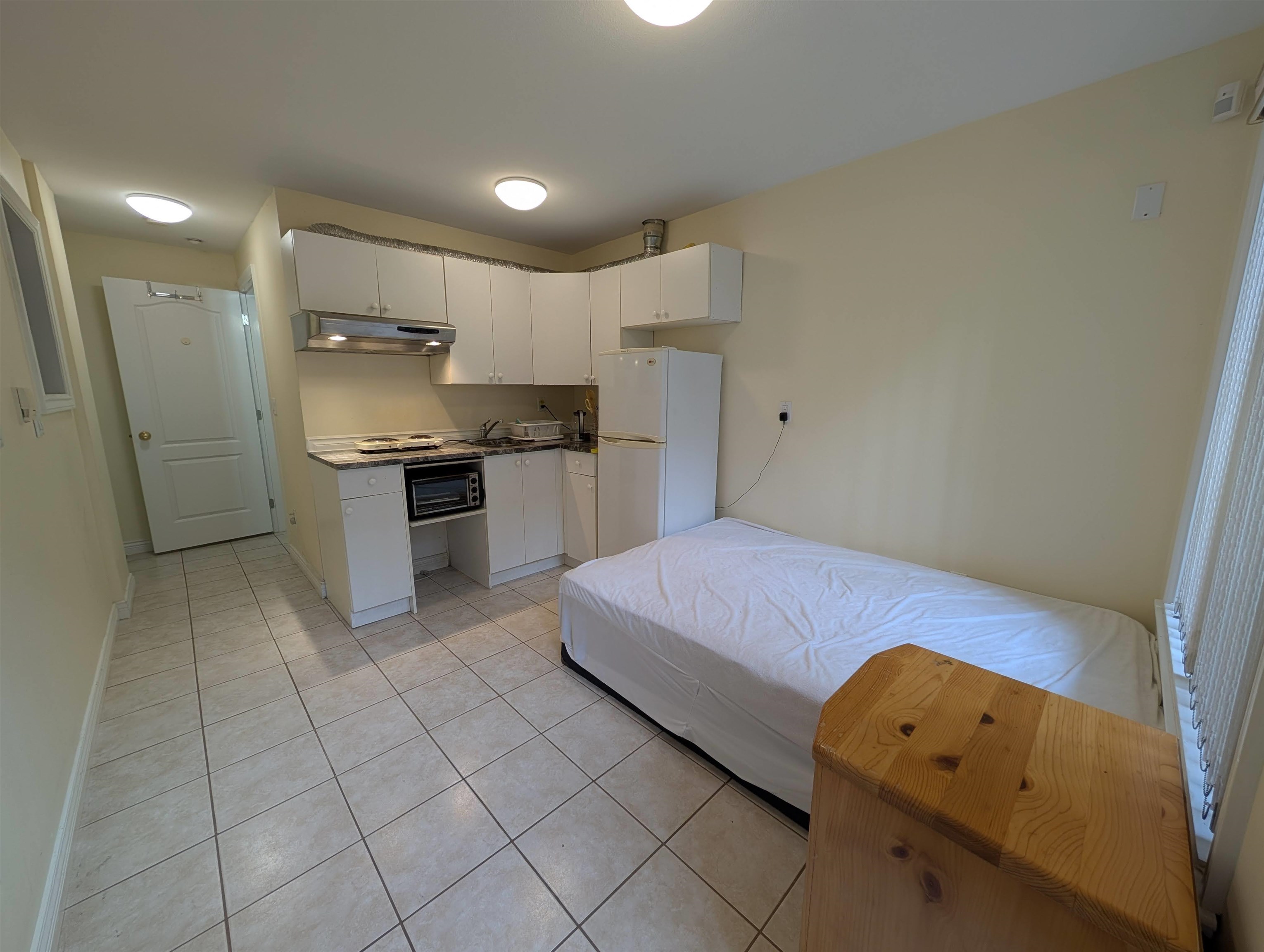 Studio Suite 4XXX REID STREET, R3113112, BC,