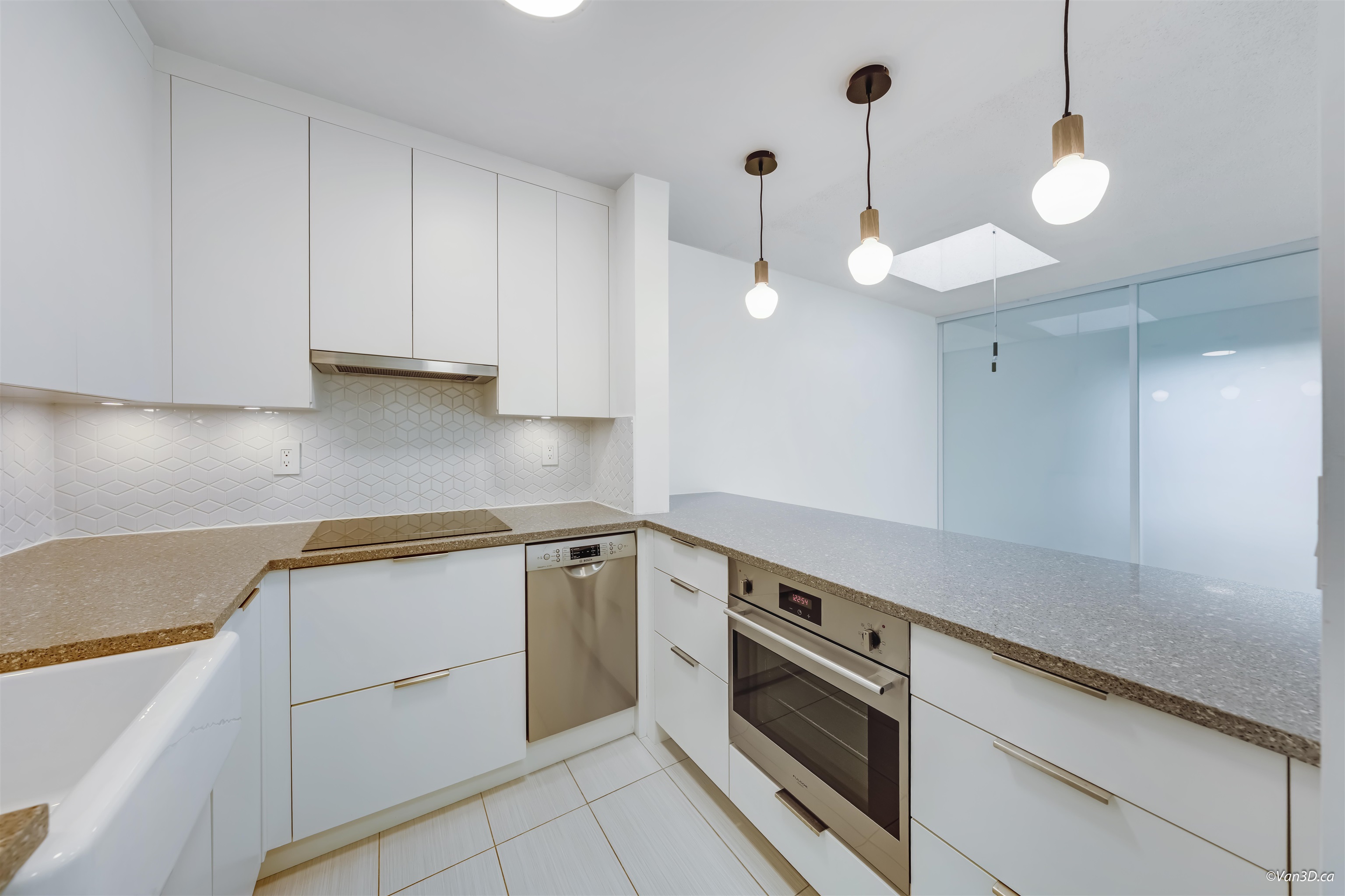 303 1545 2ND AVENUE, R3113121, BC,