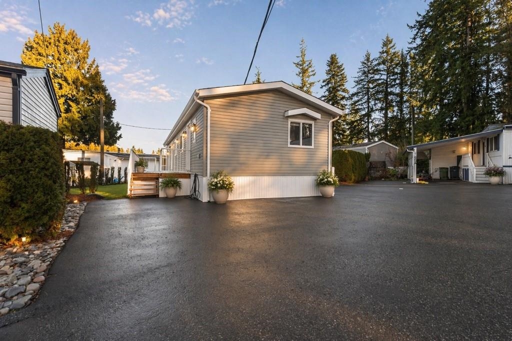 19 24330 FRASER HIGHWAY, R3113141, BC,