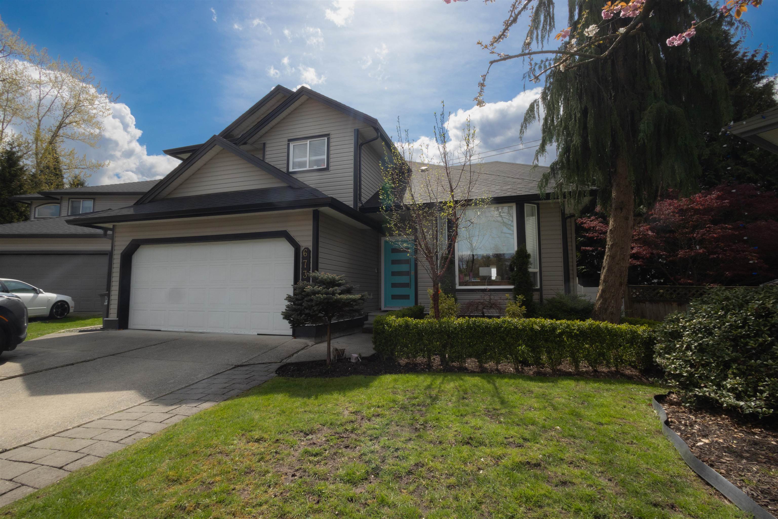 MLS® listing #R3113162 for sale located at 6739 178B STREET, Surrey BC V3S 9E1