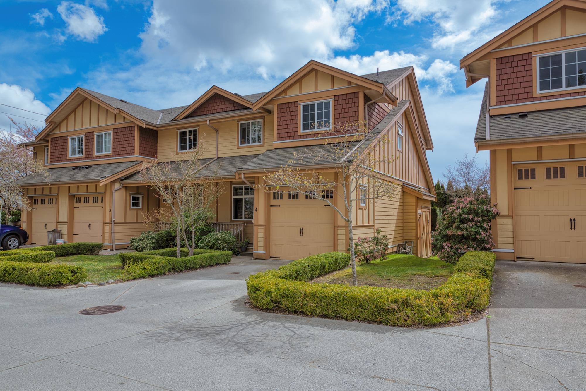 4 809 NORTH ROAD, R3113189, BC,