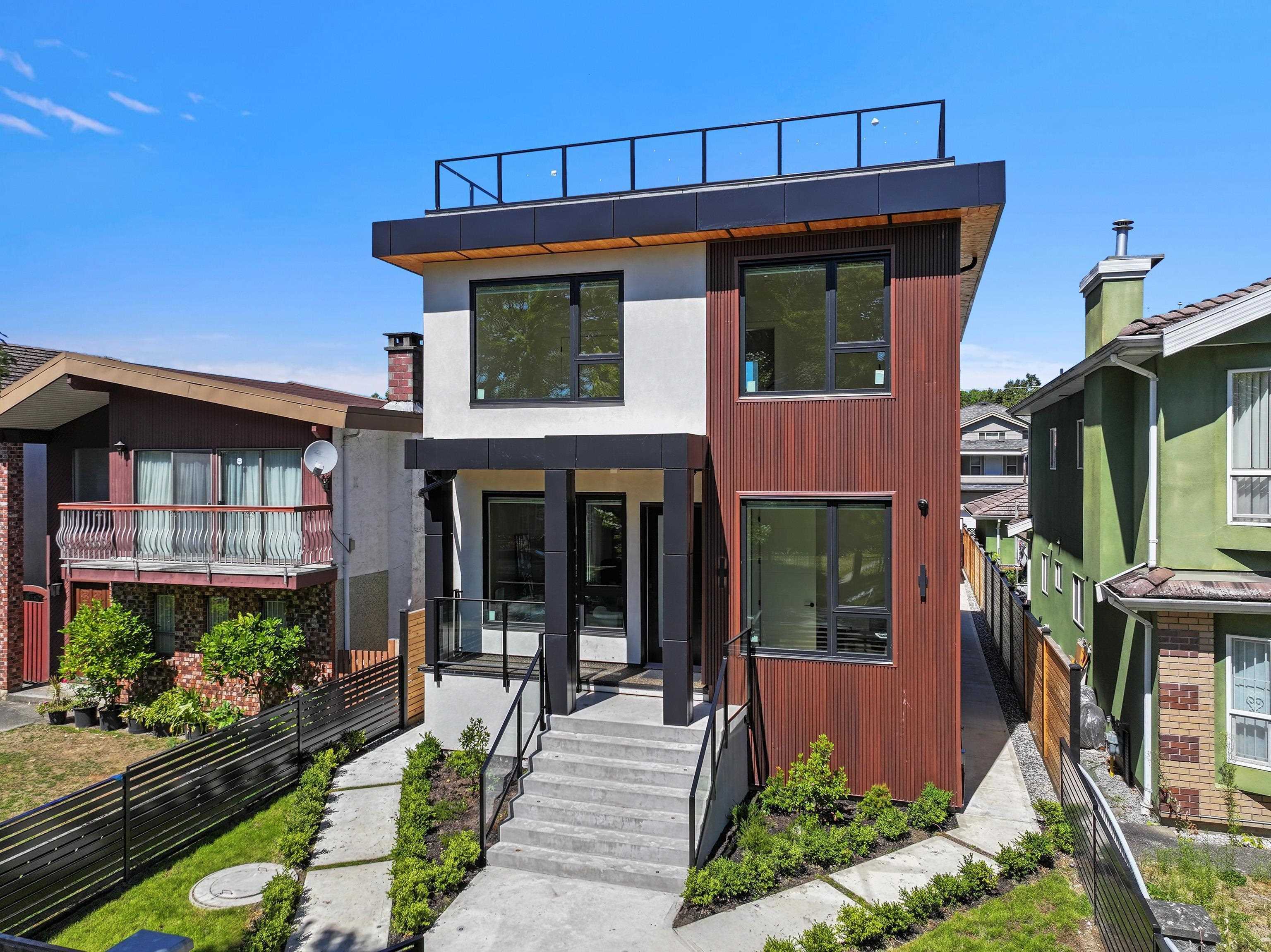 2111 E 46TH AVENUE, Vancouver BC V5P 1P3, R3113233, BC,