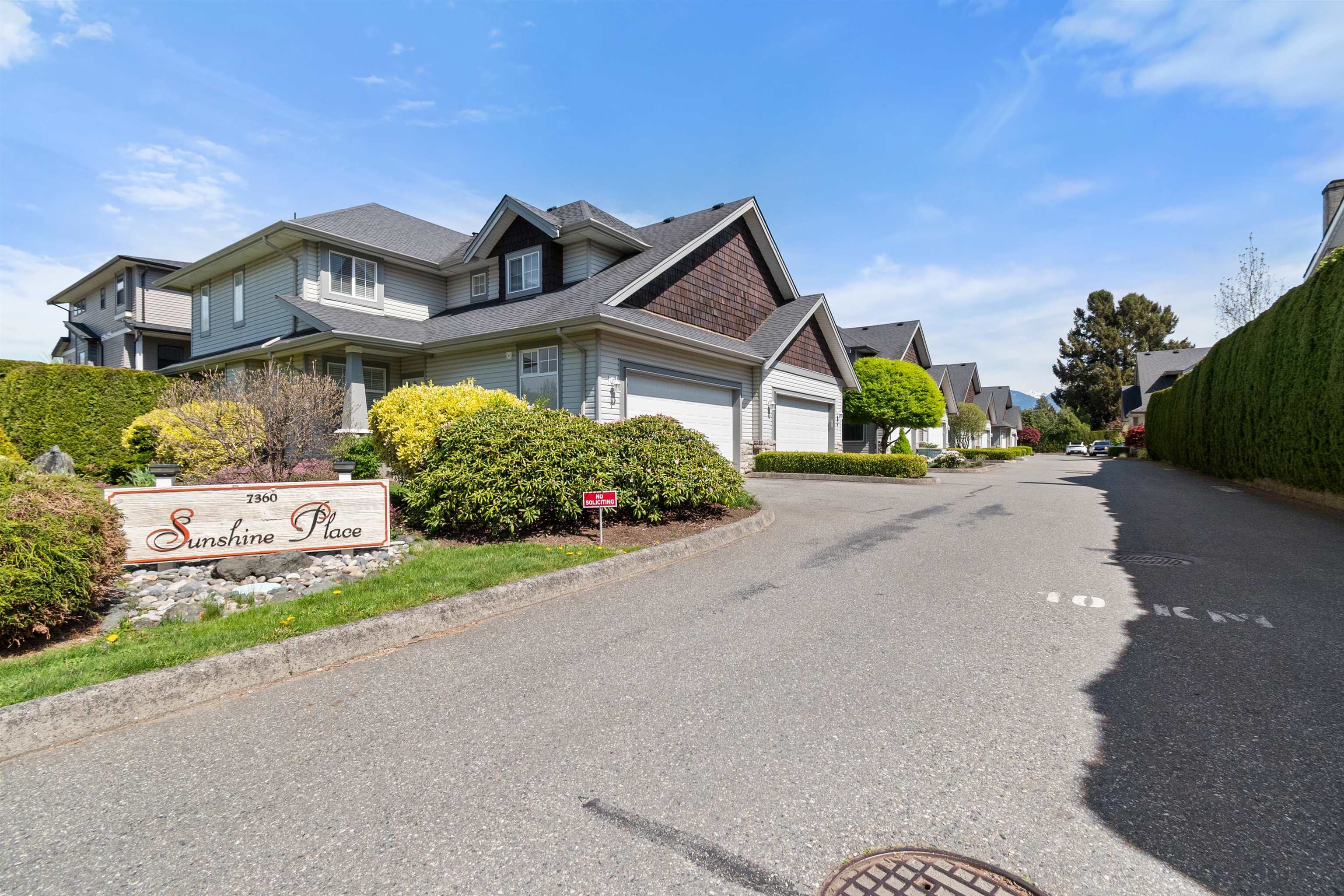 7 7360 SUNSHINE DRIVE, R3113339, BC,
