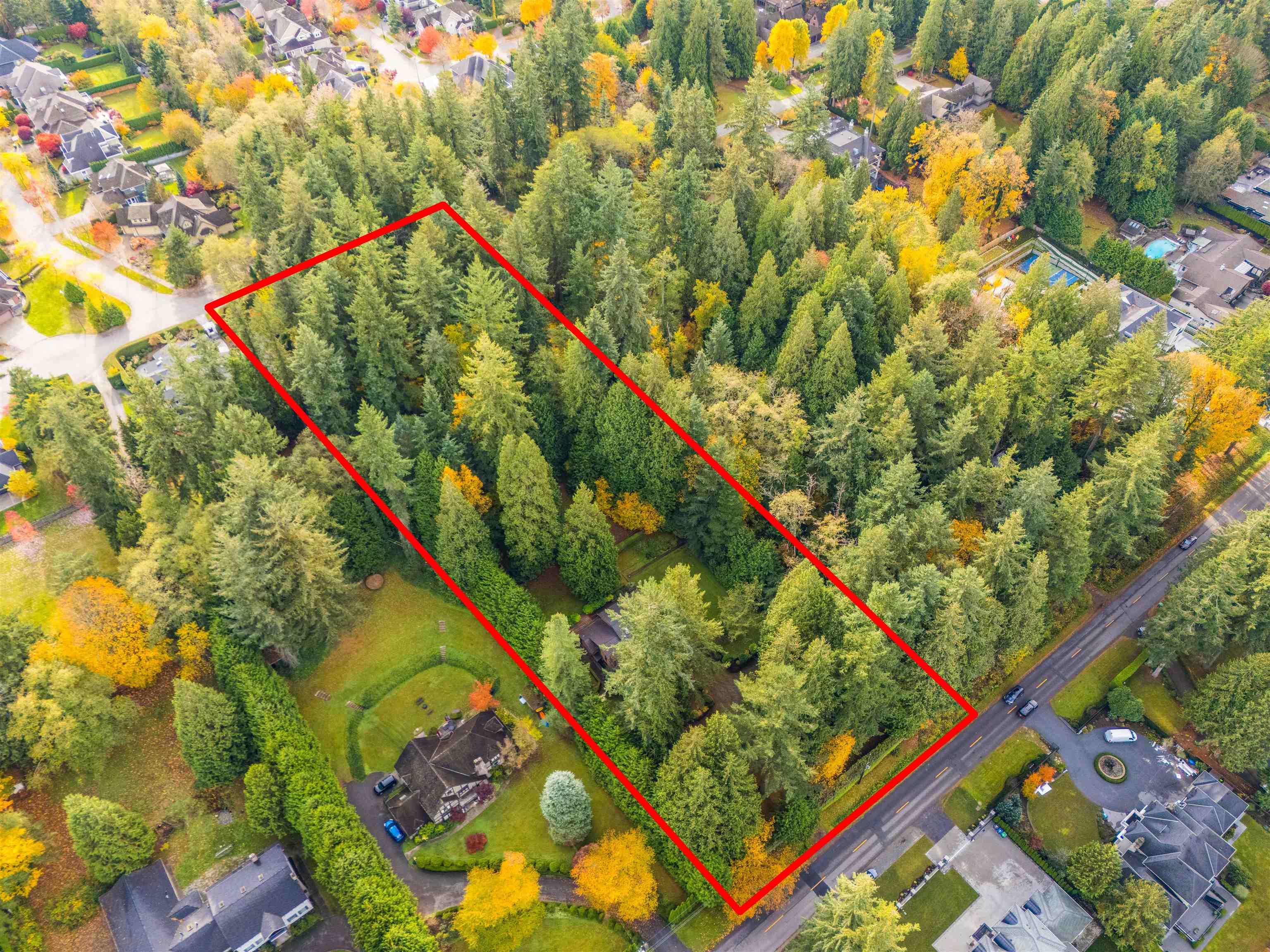 13915 27 AVENUE, Surrey BC V4P 1T4, R3113354, BC,