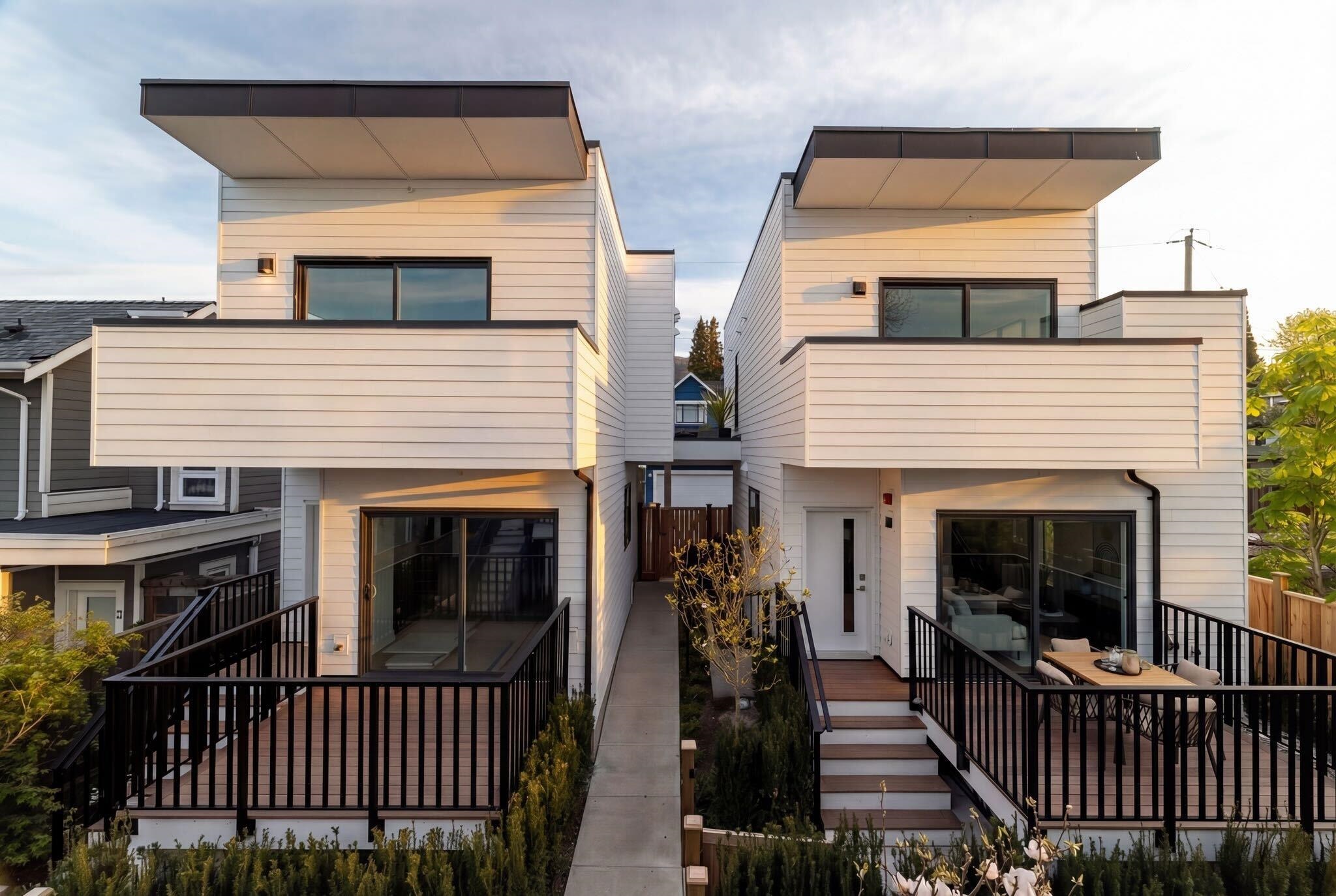 1 328 14TH STREET, R3113357, BC,