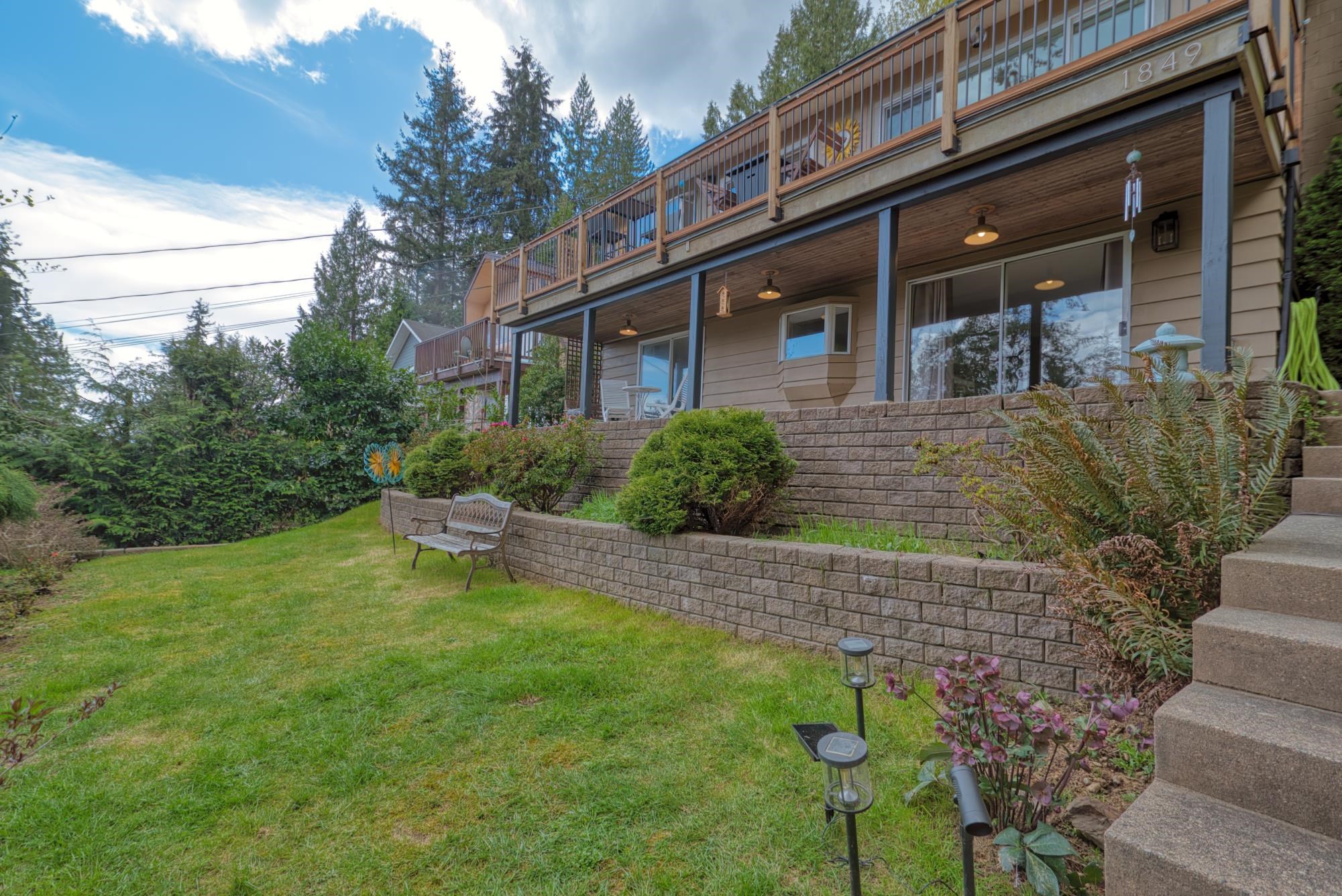 1849 NORTH ROAD, Gibsons BC V0N 1V1, R3113426, BC,