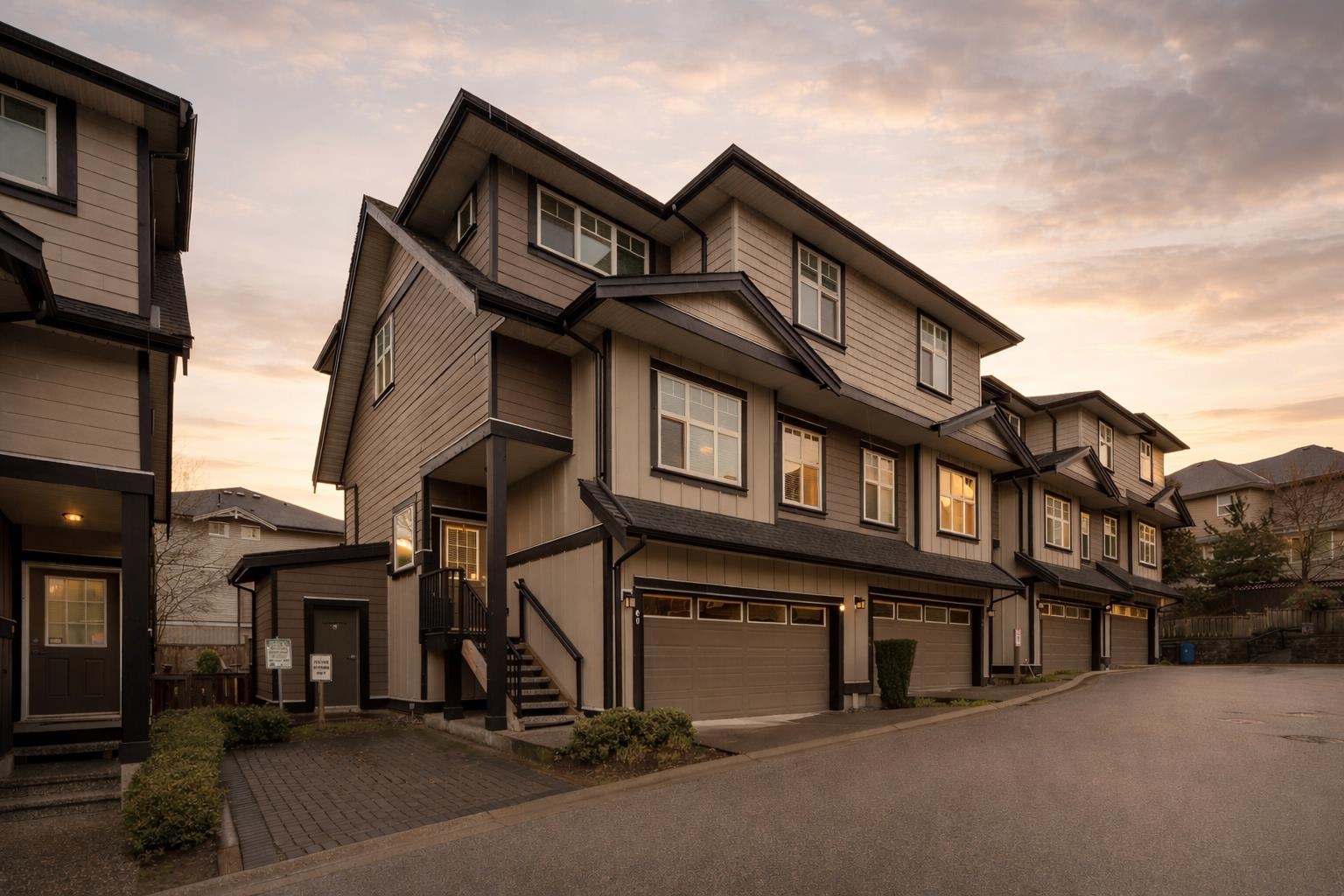 60 6350 142 STREET, R3113531, BC,