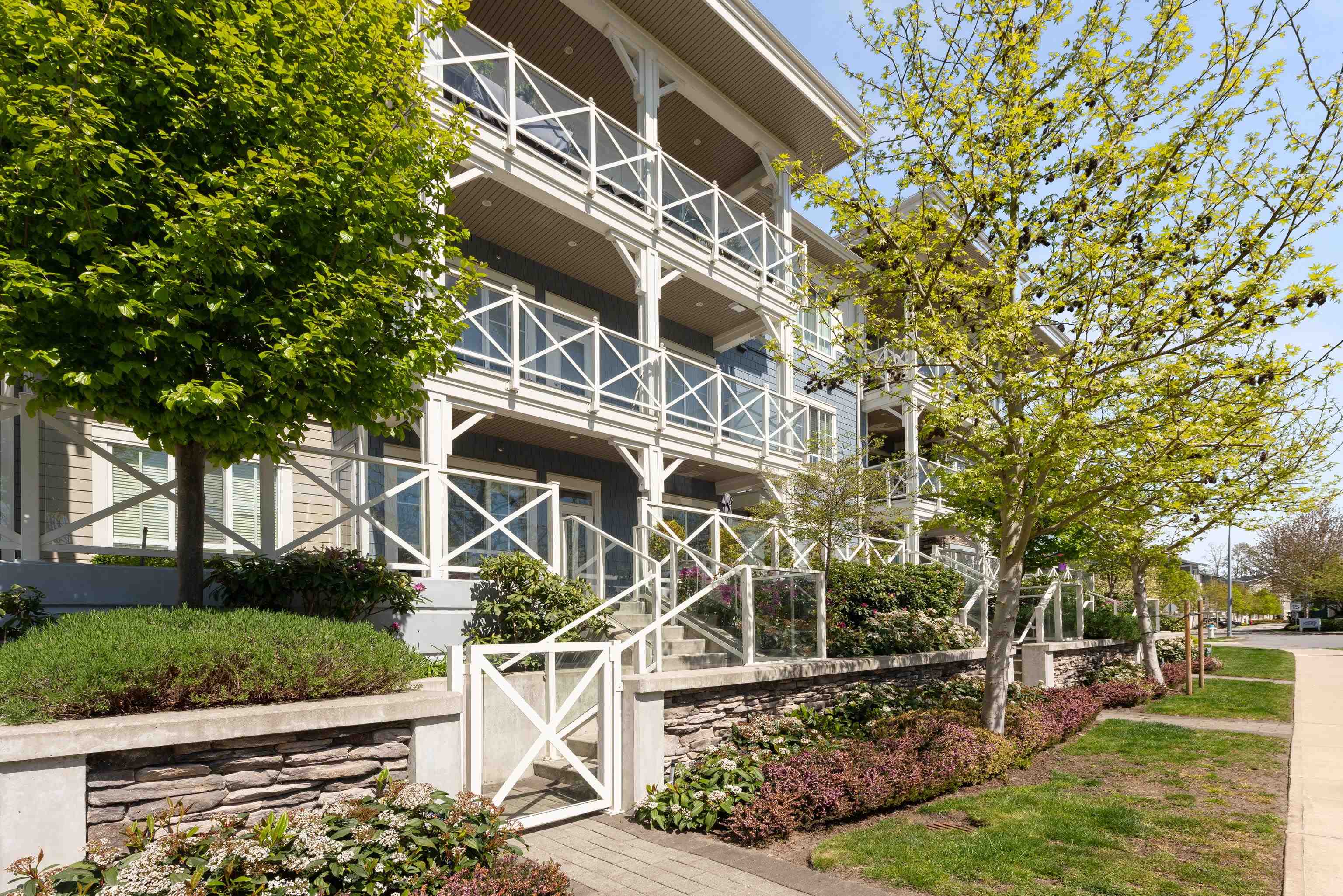 125 5535 ADMIRAL WAY, R3113738, BC,
