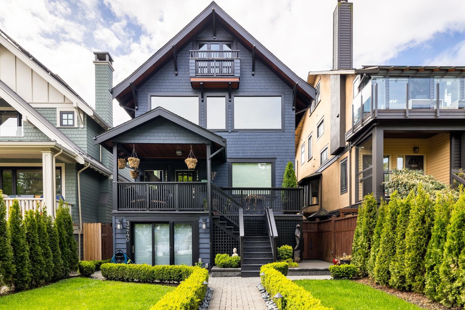 3242 W 1ST AVENUE, Vancouver BC V6K 1H5, R3113760, BC,