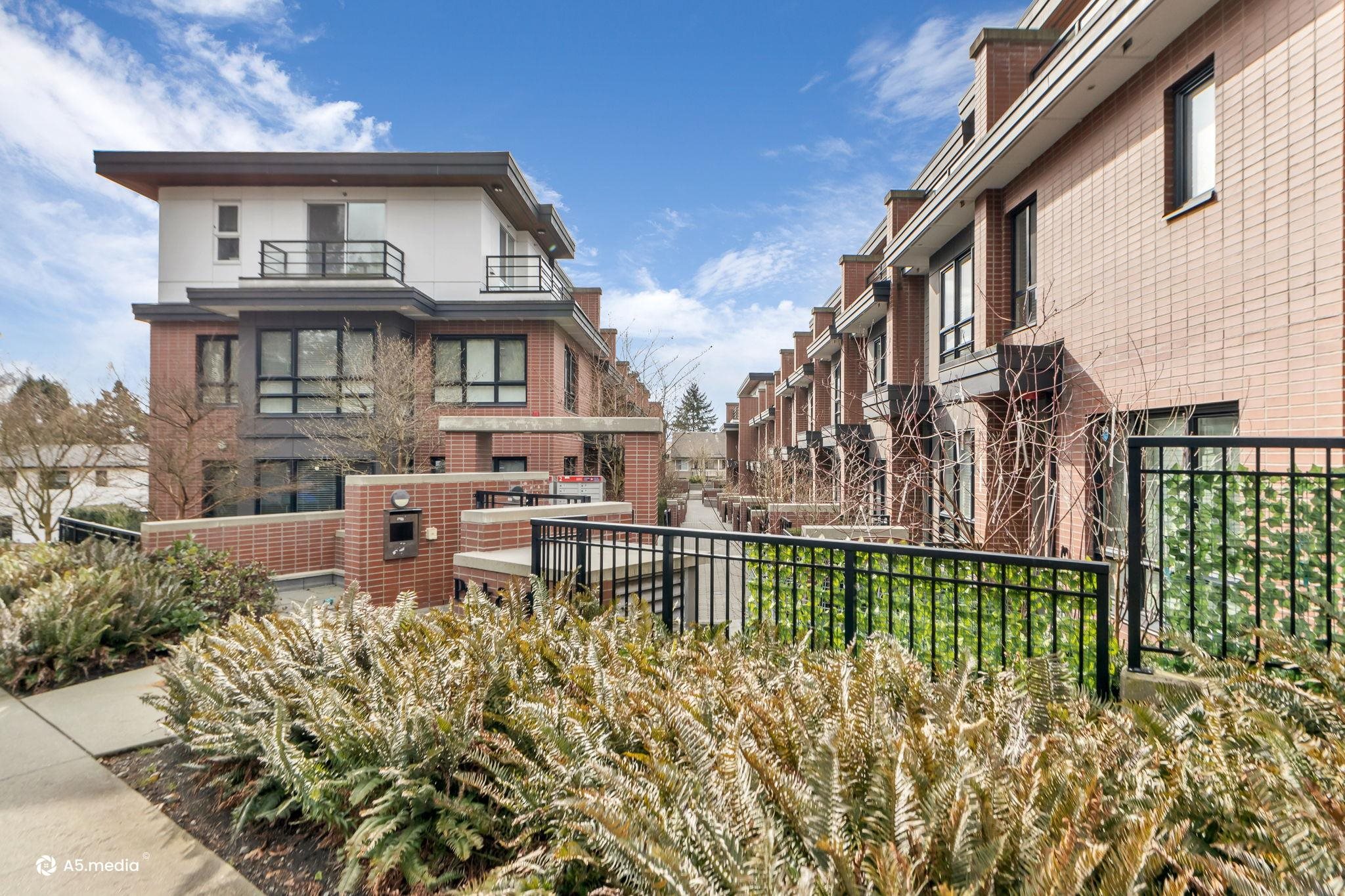 5 338 64 AVENUE, R3113866, BC,