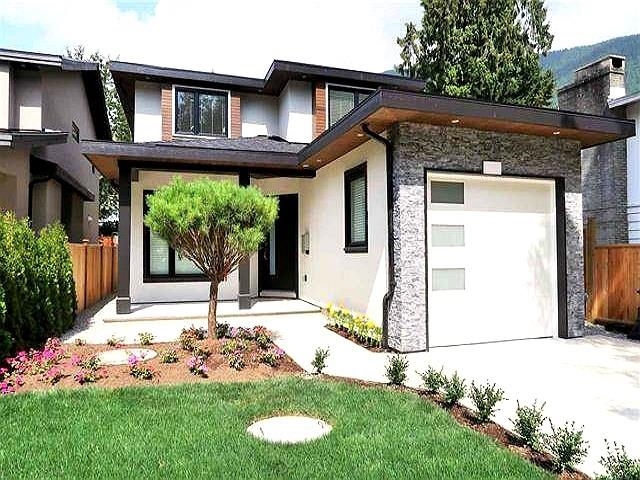 960 MONTROYAL, North Vancouver BC V7R 2H1, R3113868, BC,