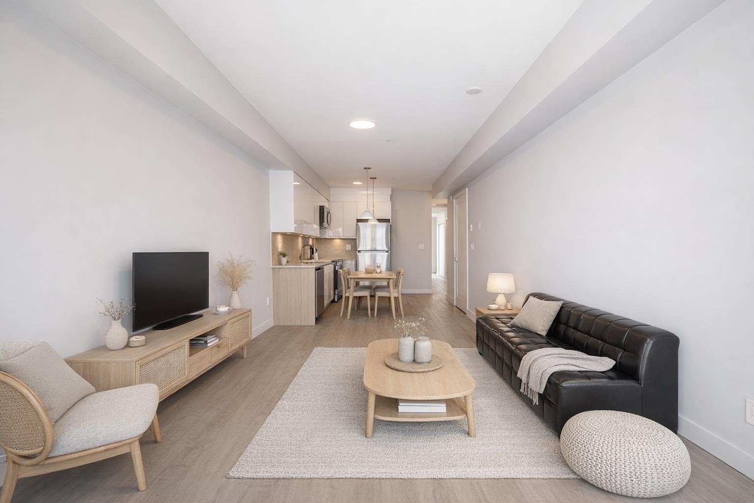 304 3050 KINGSWAY, R3113884, BC,