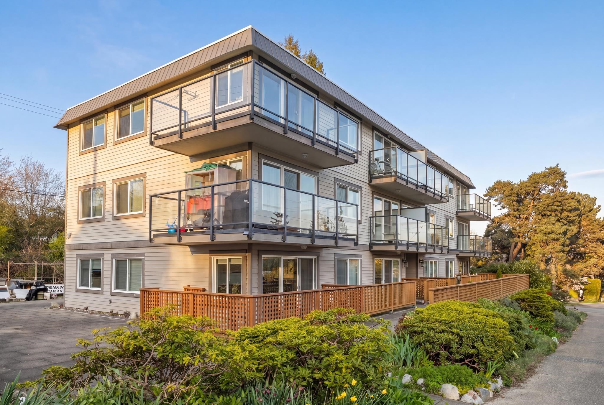 10 2223 PRINCE EDWARD STREET, R3113887, BC,