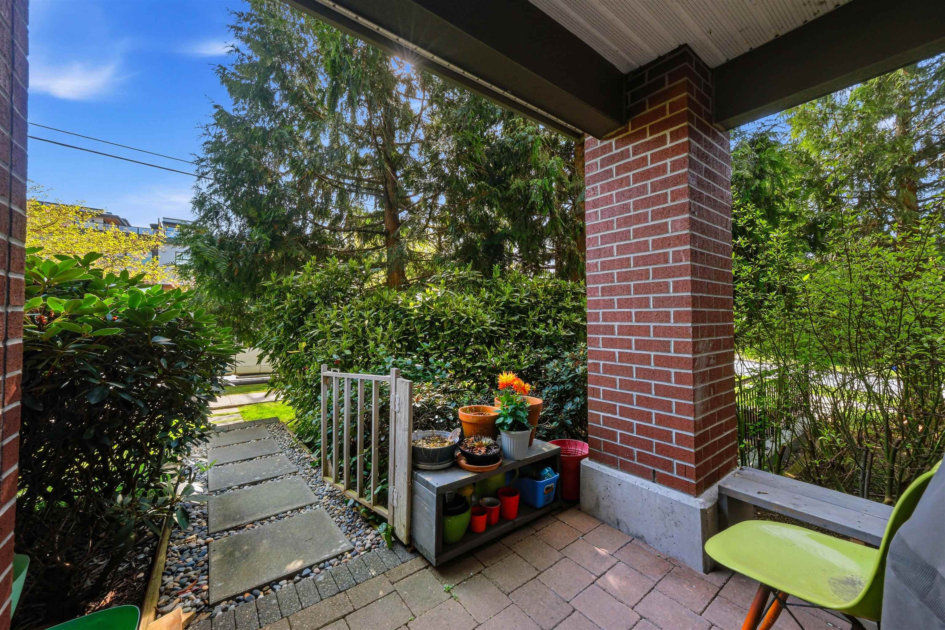 109 5889 IRMIN STREET, R3113971, BC,