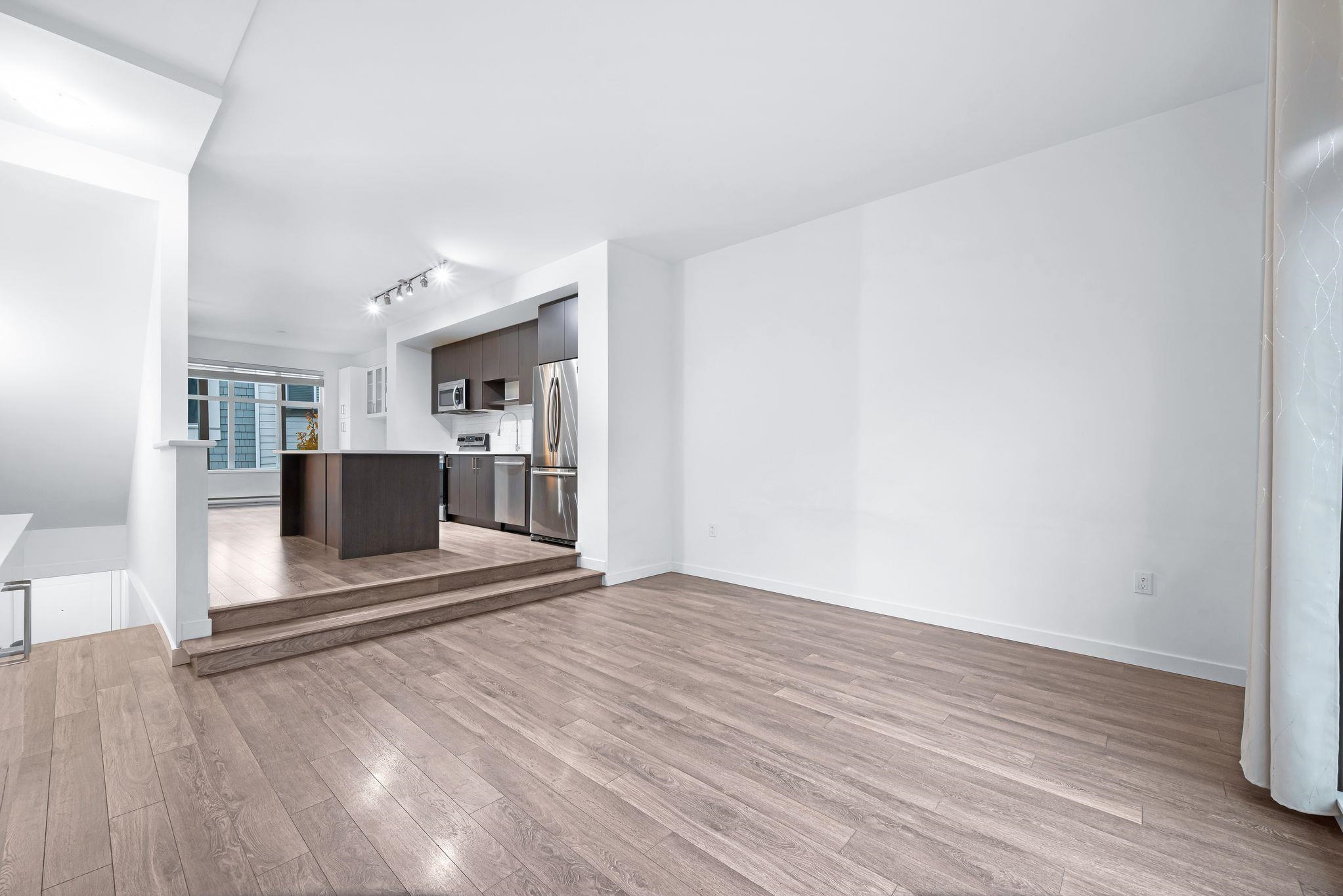 165 8168 136 A STREET, R3113990, BC,