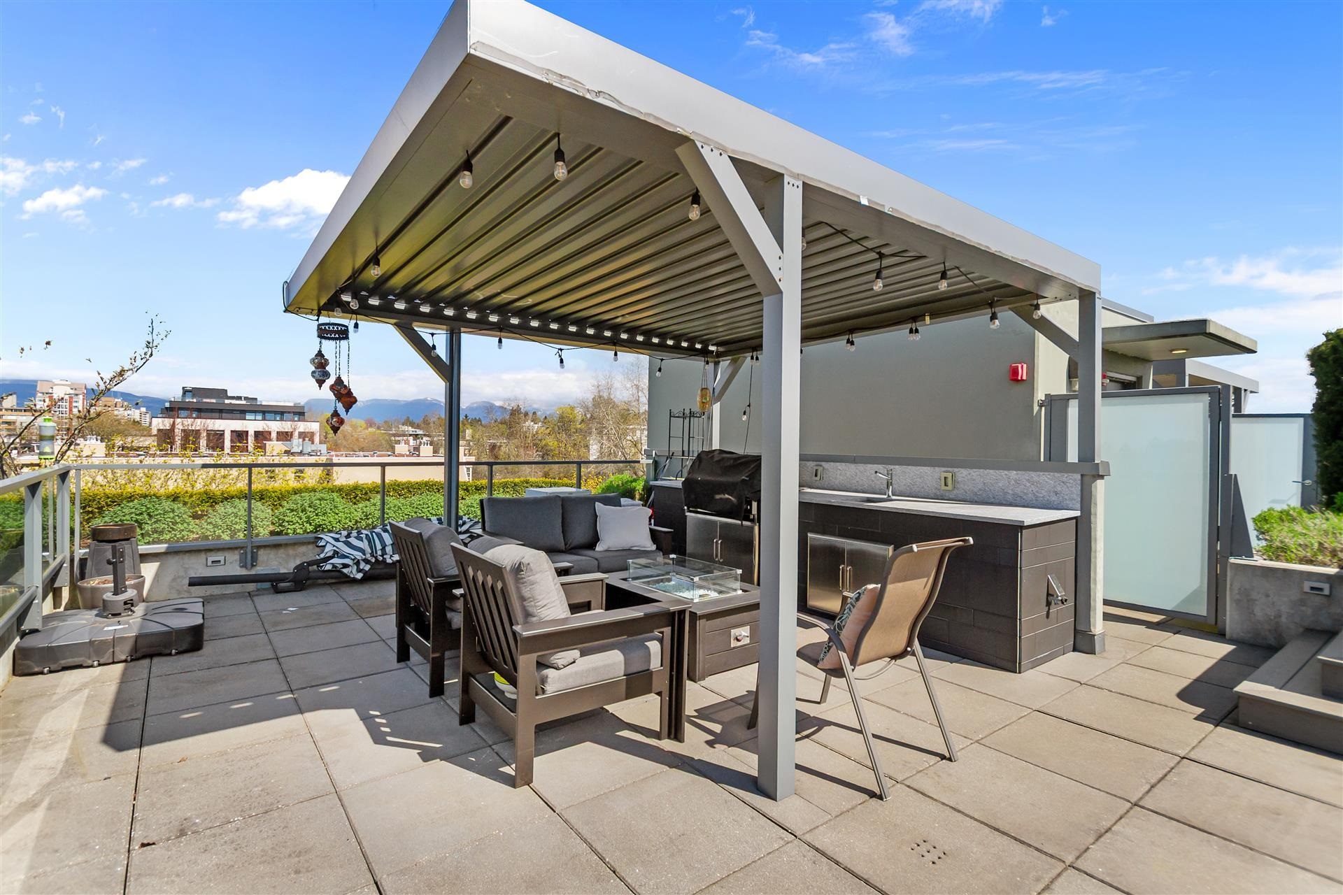 402 6333 WEST BOULEVARD, R3114053, BC,