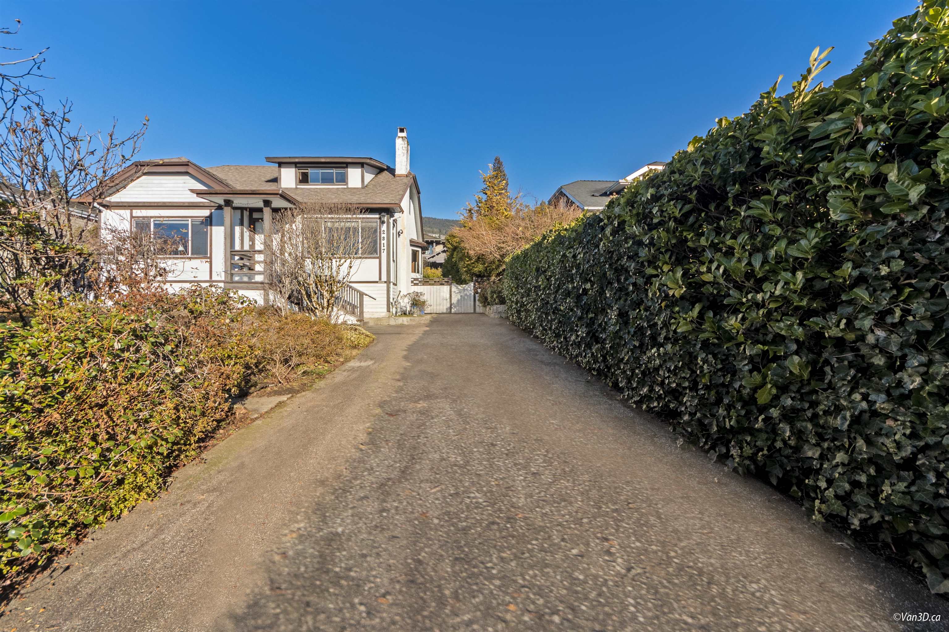 2317 KINGS AVENUE, West Vancouver BC V7V 2C3, R3114054, BC,