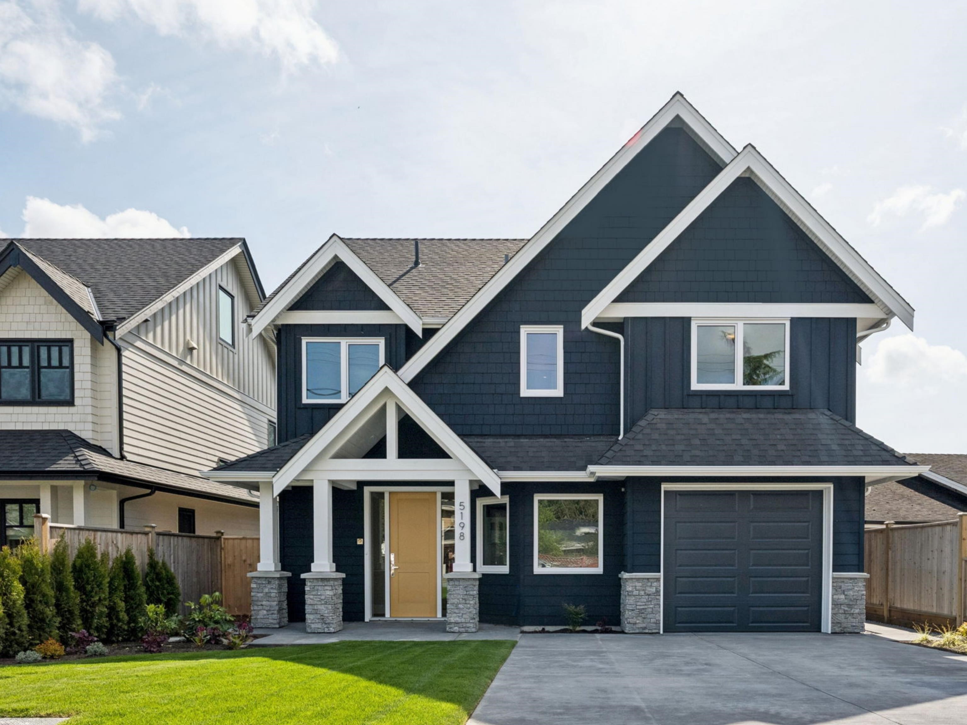 5198 WESTMINSTER AVENUE, Delta BC V4K 2J2, R3114135, BC,