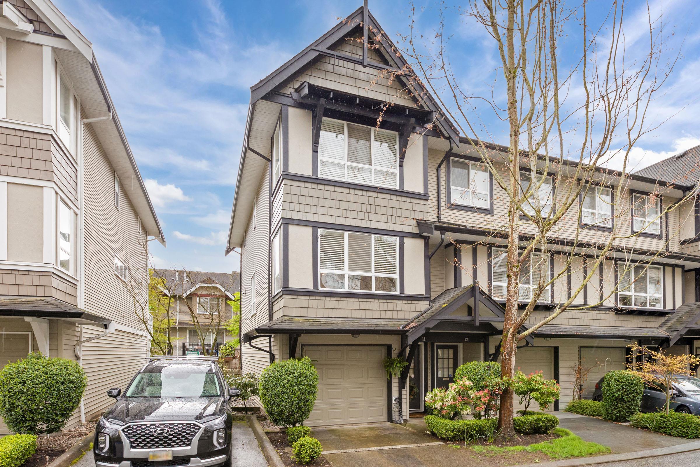 11 6747 203 STREET, R3114167, BC,