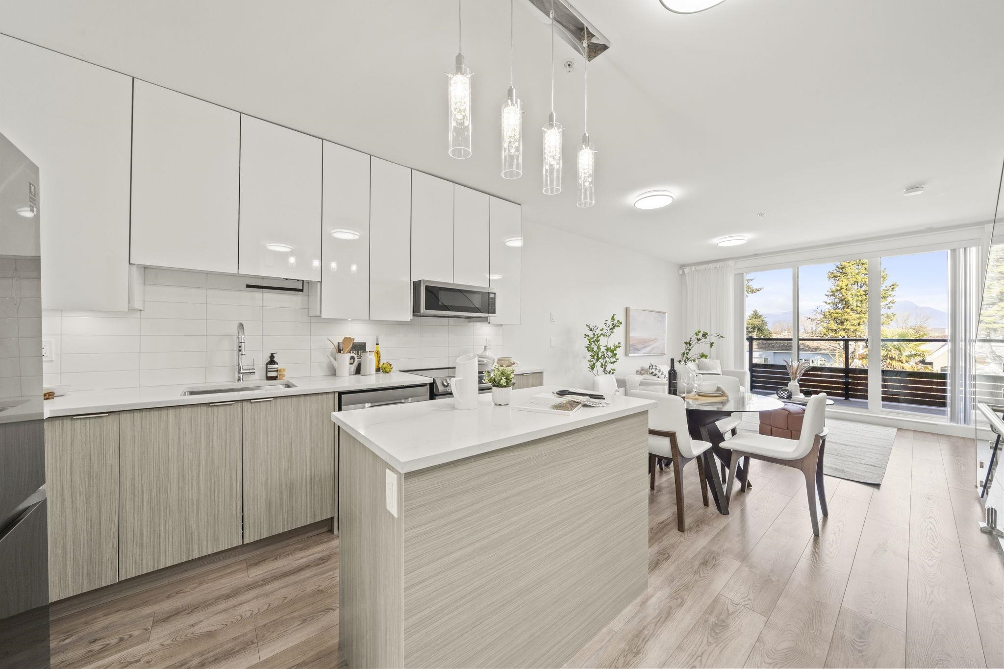 2296 E 33RD AVENUE, Vancouver BC V5N 3G1, R3114273, BC,