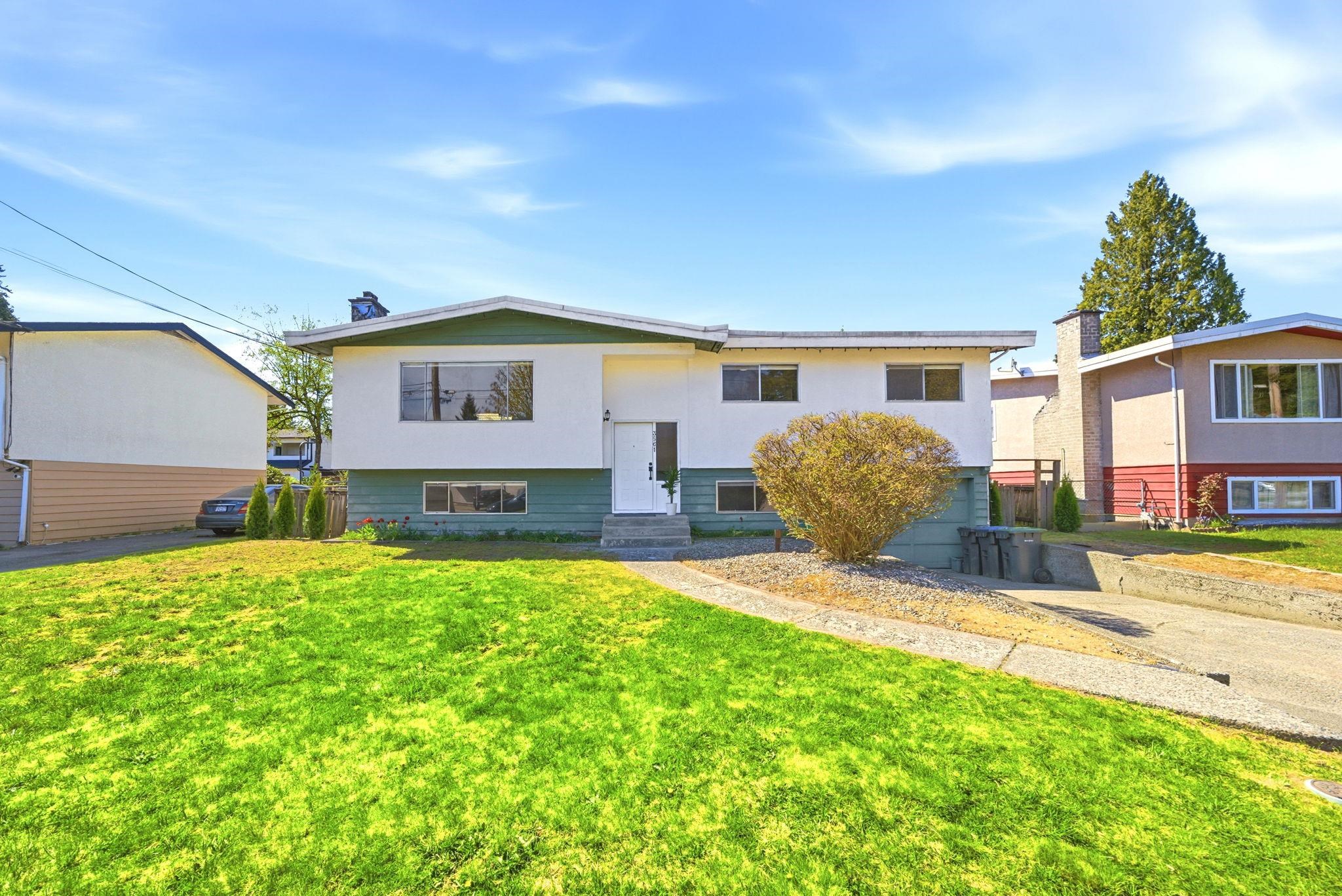 3561 YORK STREET, Port Coquitlam BC V3B 4A8, R3114377, BC,