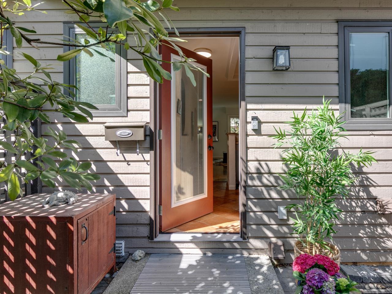 160 W 12TH STREET, North Vancouver BC V7M 1N3, R3114408, BC,