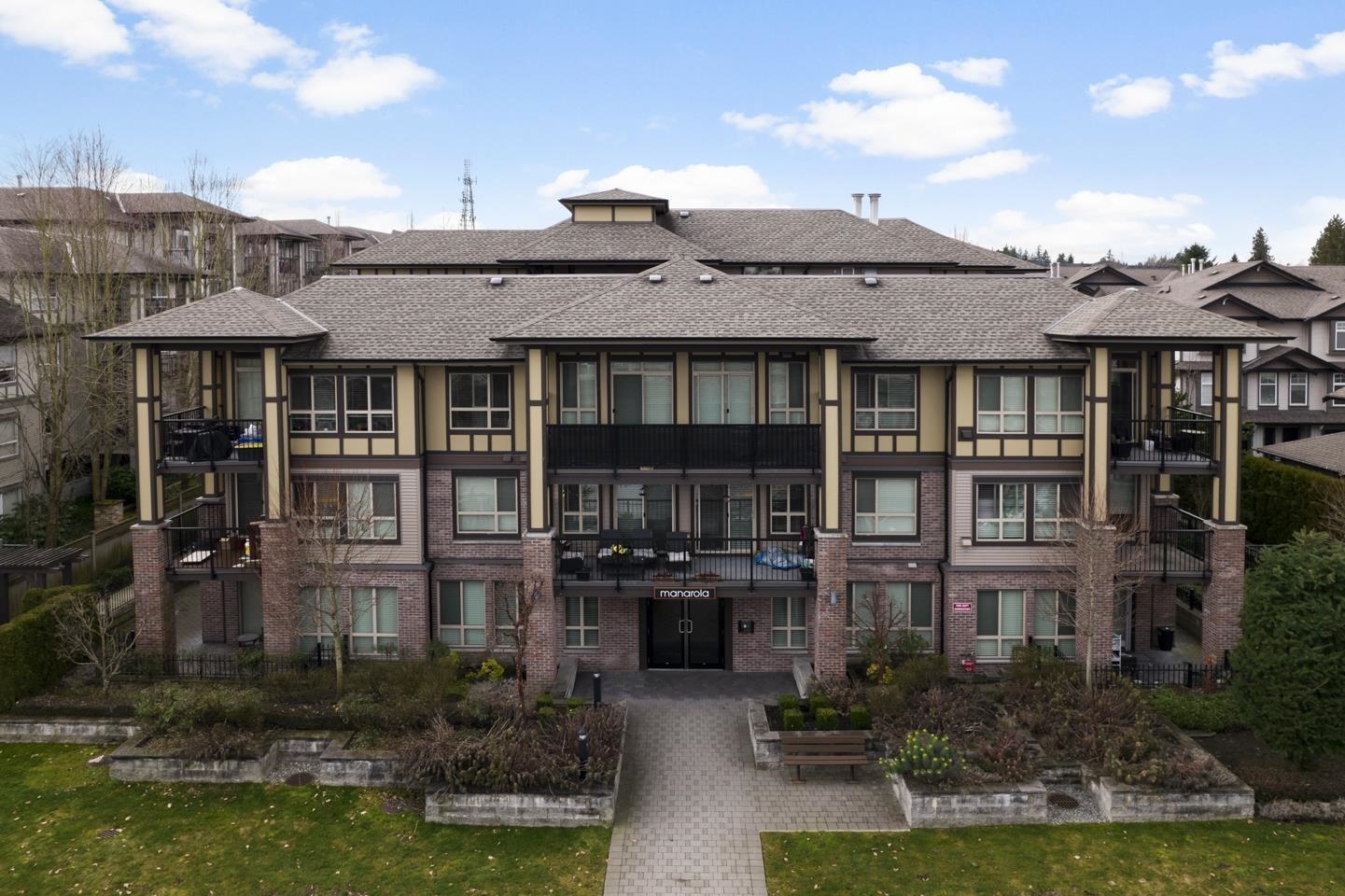 216 8733 160 STREET, R3114460, BC,