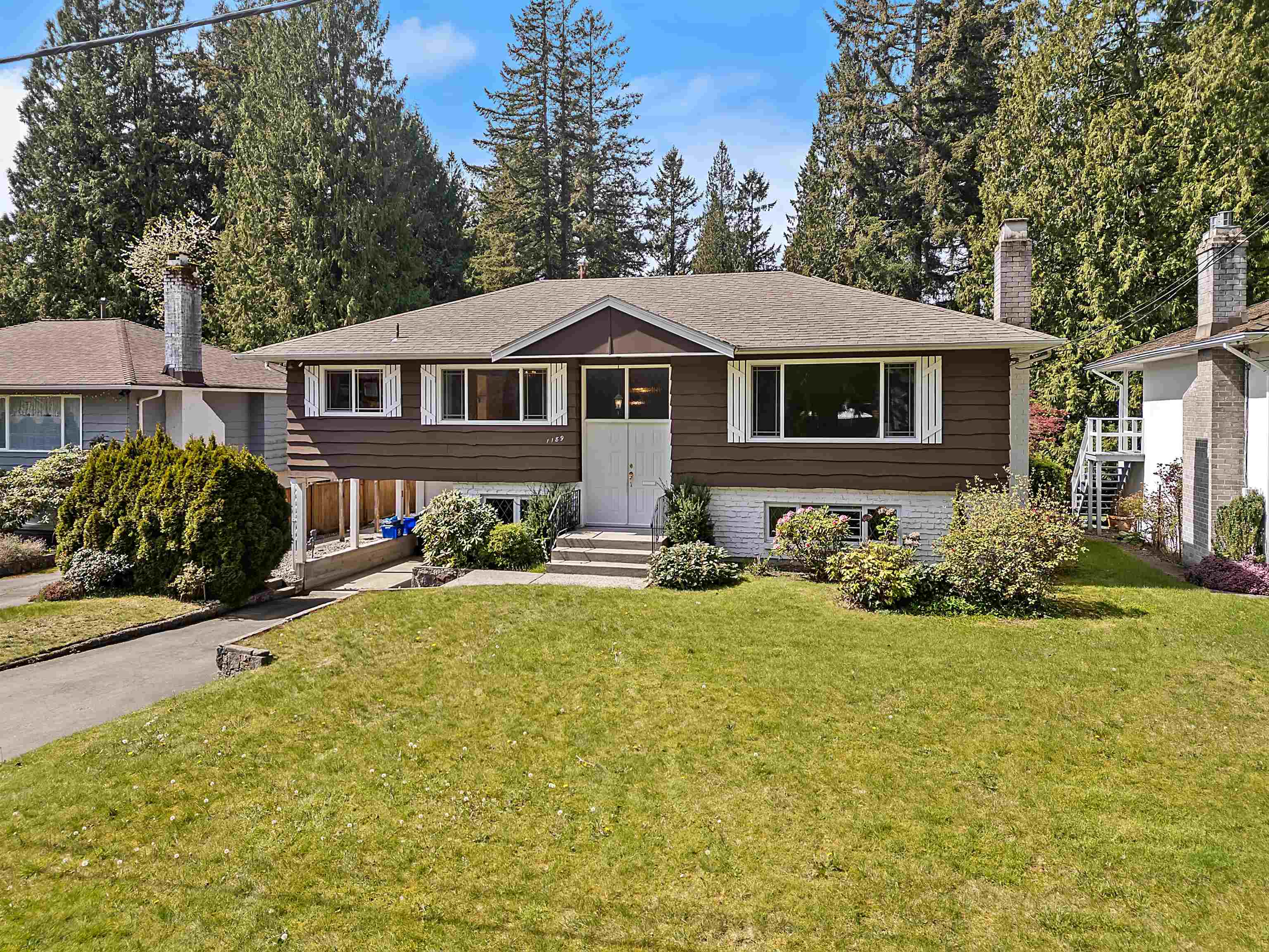 1189 EDGEWOOD PLACE, North Vancouver BC V7R 1Z1, R3114559, BC,