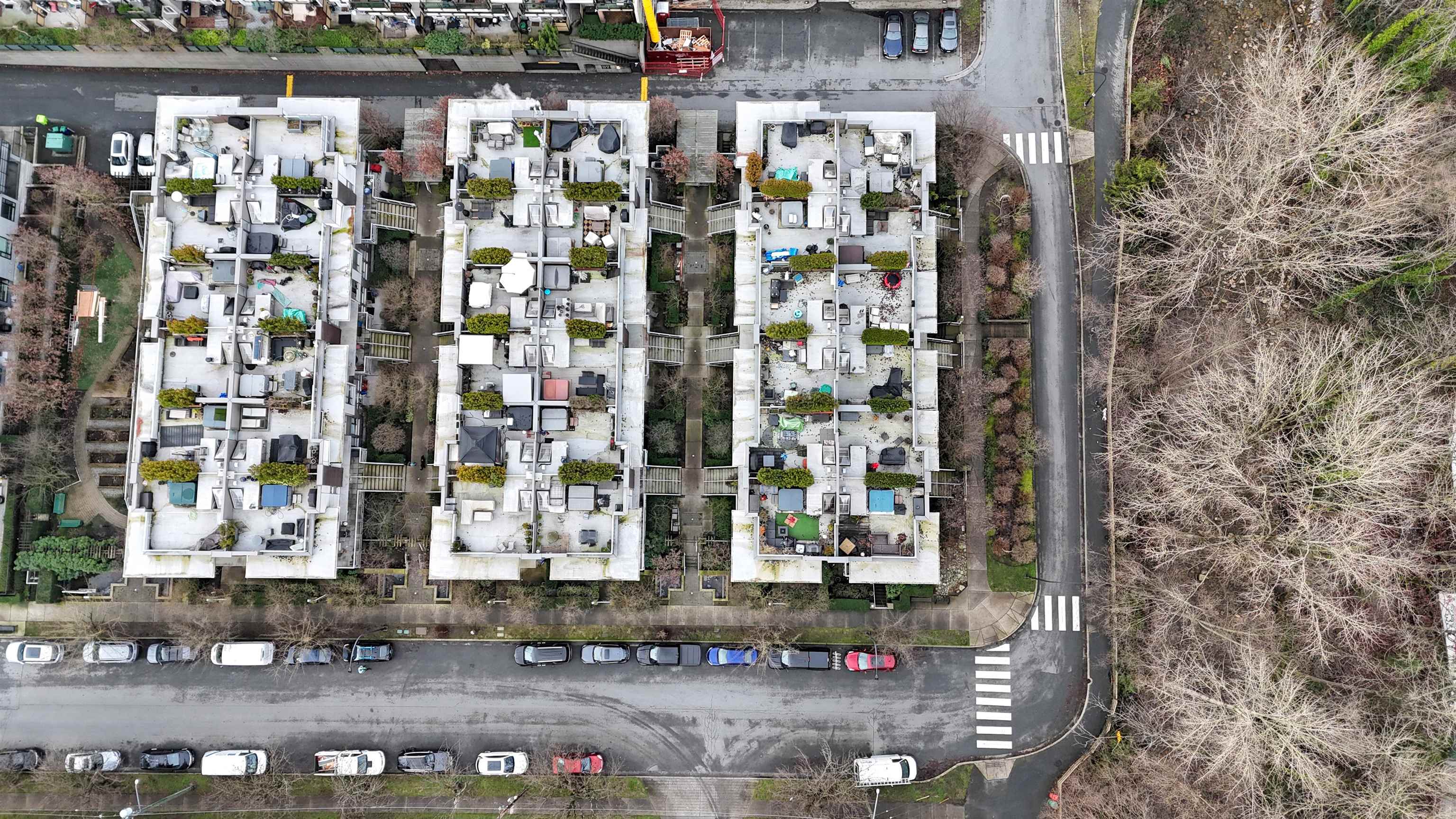 103 735 15TH STREET, R3114574, BC,