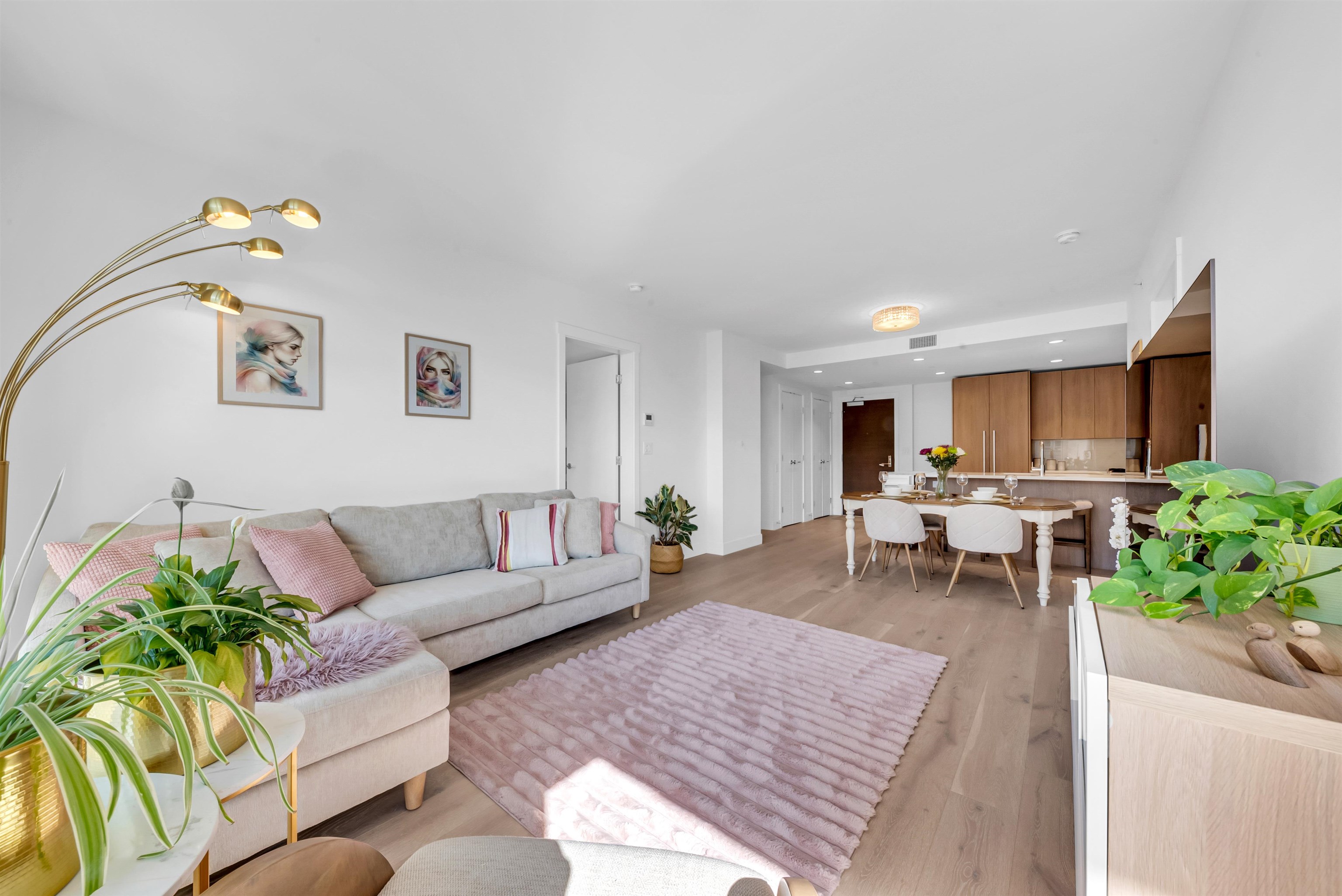 305 2707 LIBRARY LANE, R3114615, BC,