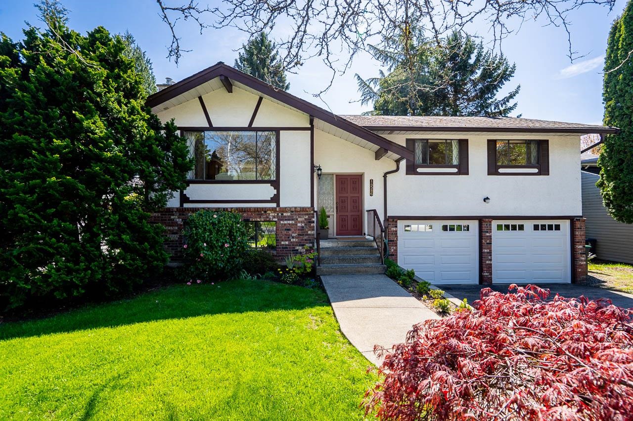 14586 18 AVENUE, Surrey BC V4A 5V5, R3114651, BC,