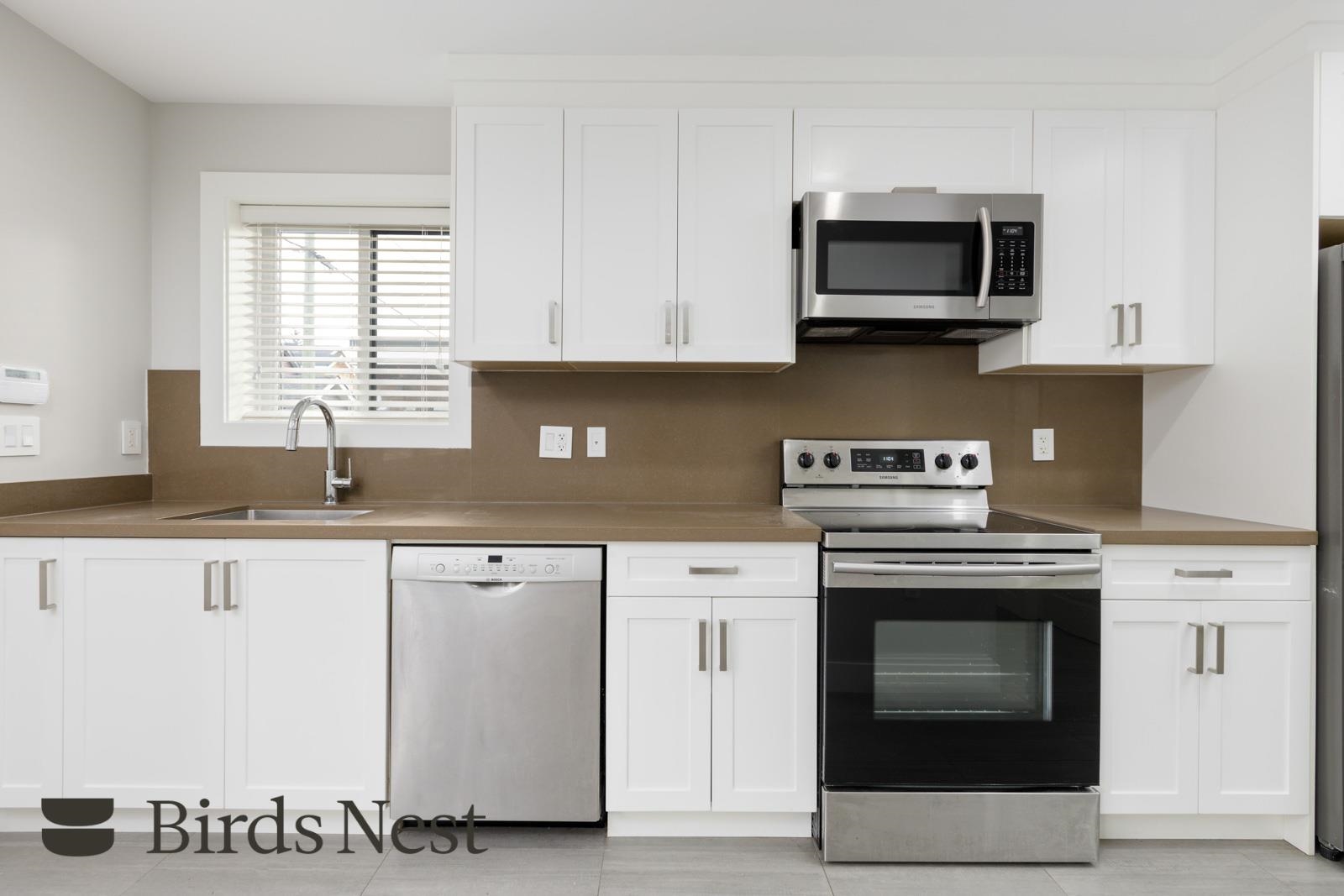 867 W 19TH AVENUE, Vancouver BC V5Z 1X4, R3114726, BC,