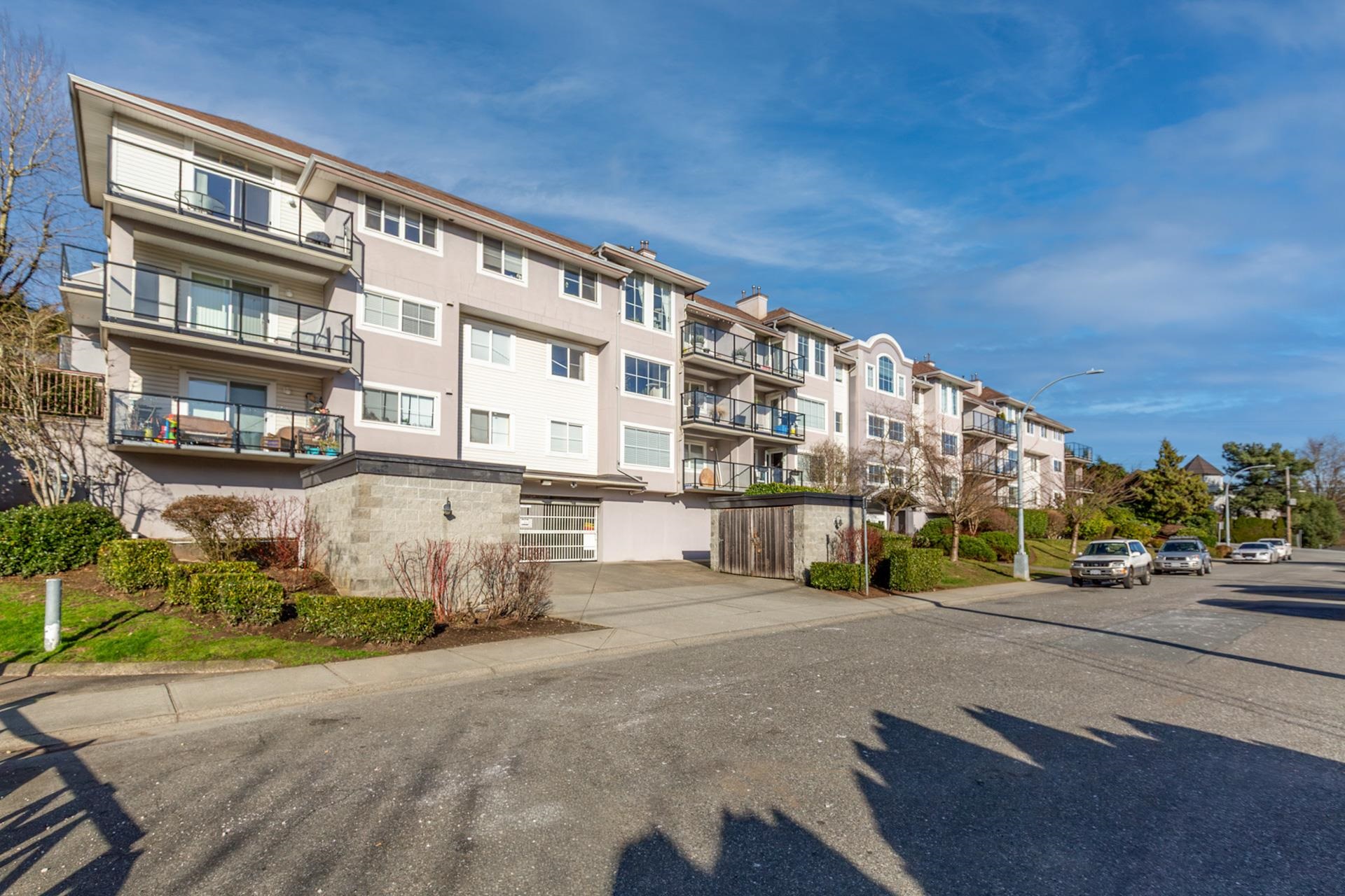 305 33599 2 AVENUE, R3114804, BC,