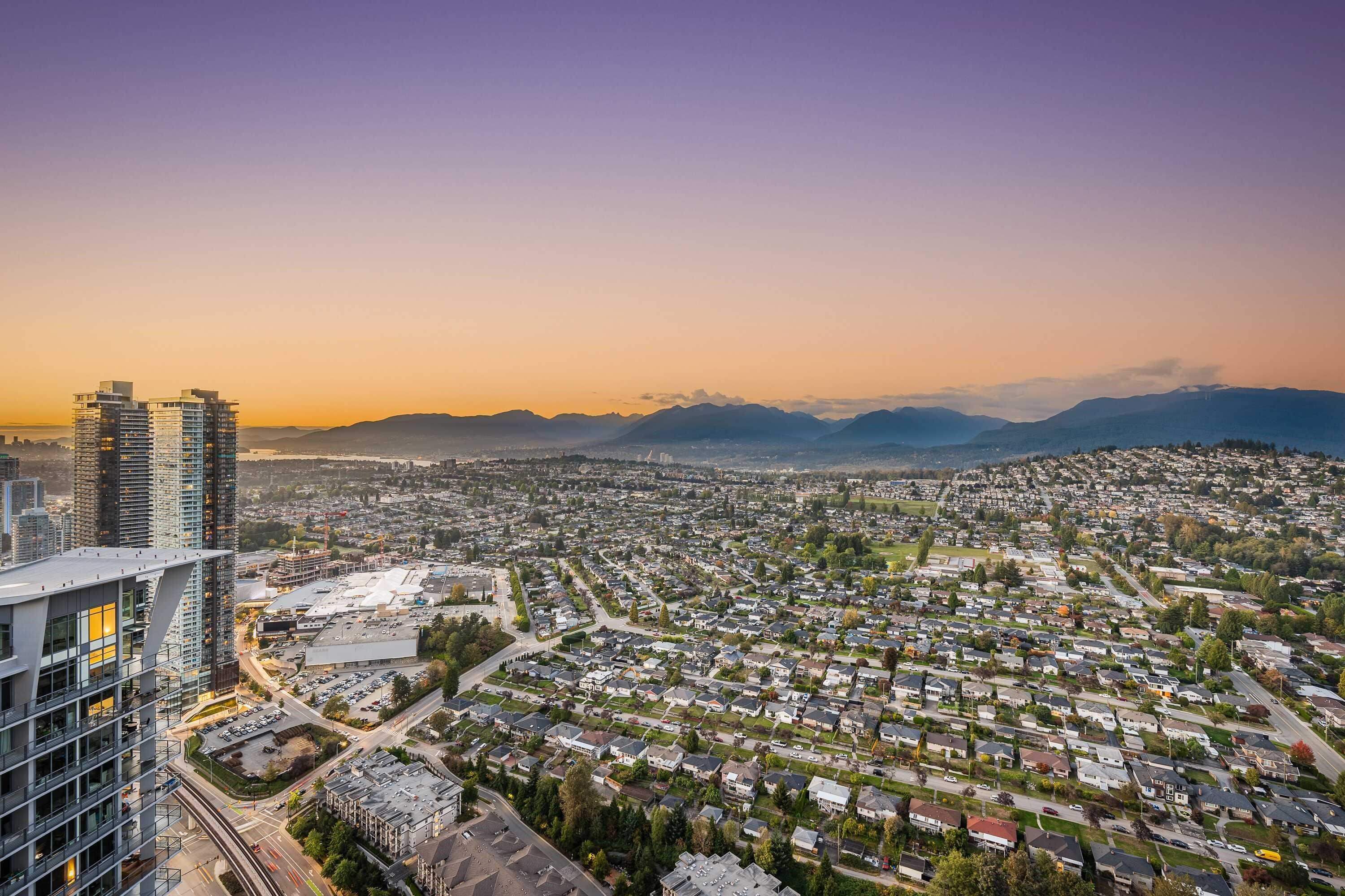 5404 4880 LOUGHEED HIGHWAY, R3114850, BC,