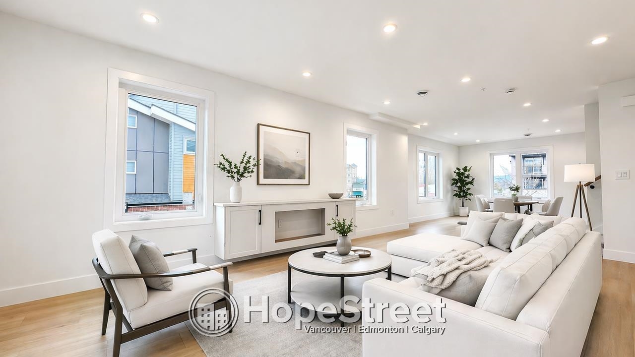 1 22348 48 AVENUE, R3114979, BC,