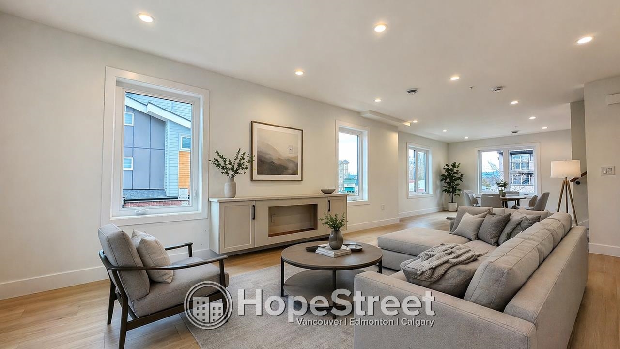 3 22348 48 AVENUE, R3114984, BC,