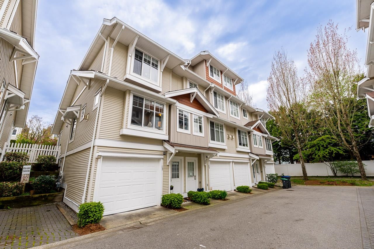 53 12110 75A AVENUE, R3115033, BC,