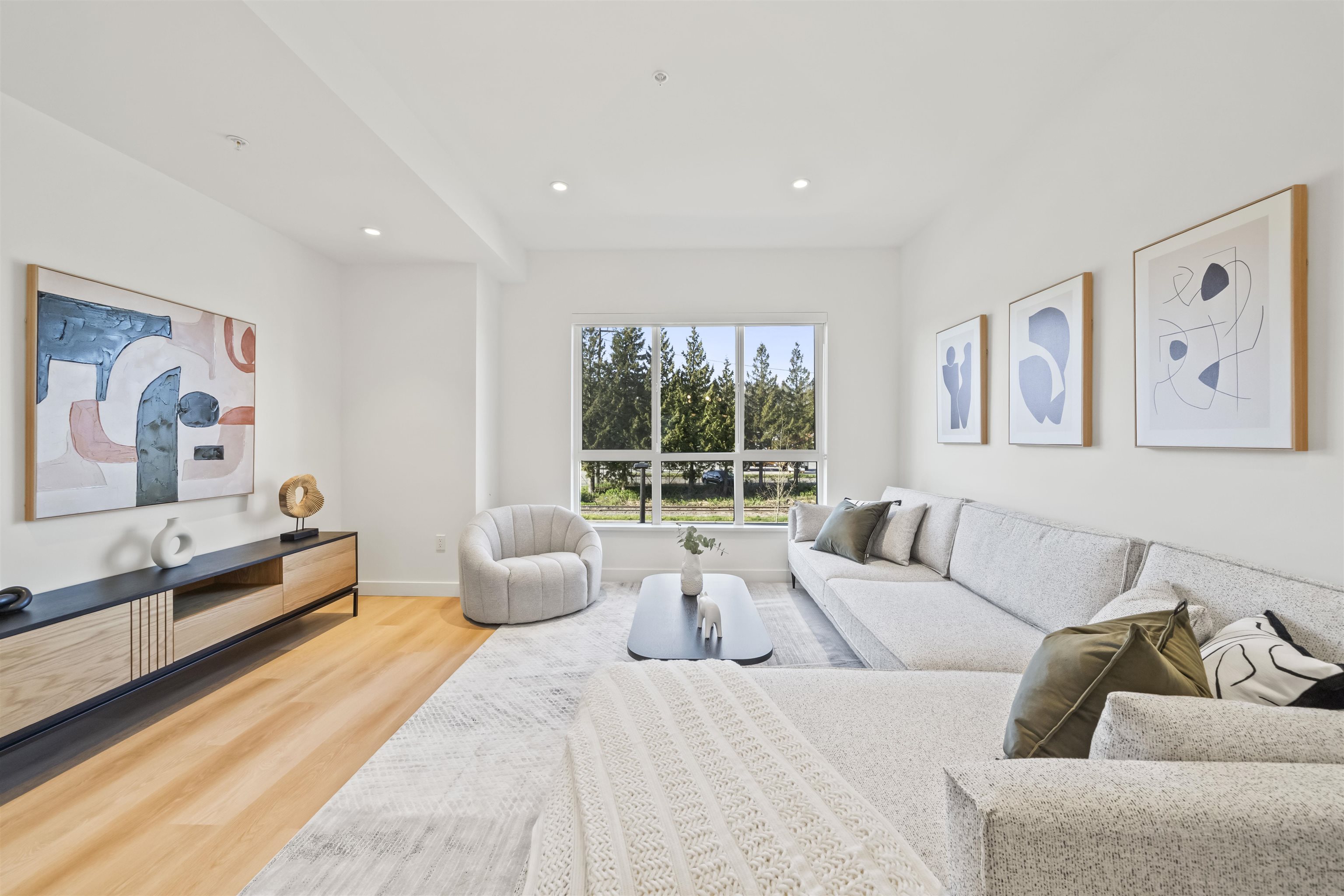 144 388 DUNCAN STREET, R3115063, BC,