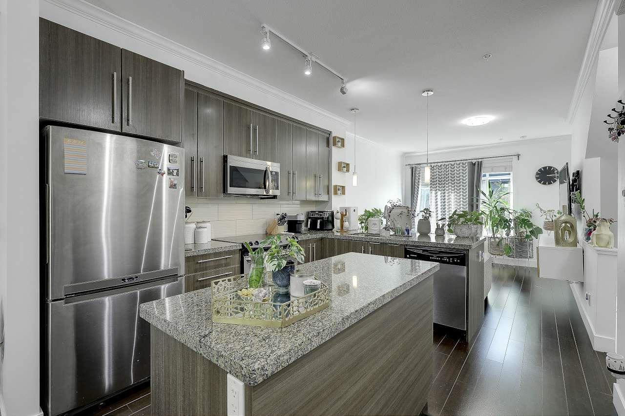 94 8251 209B STREET, R3115118, BC,