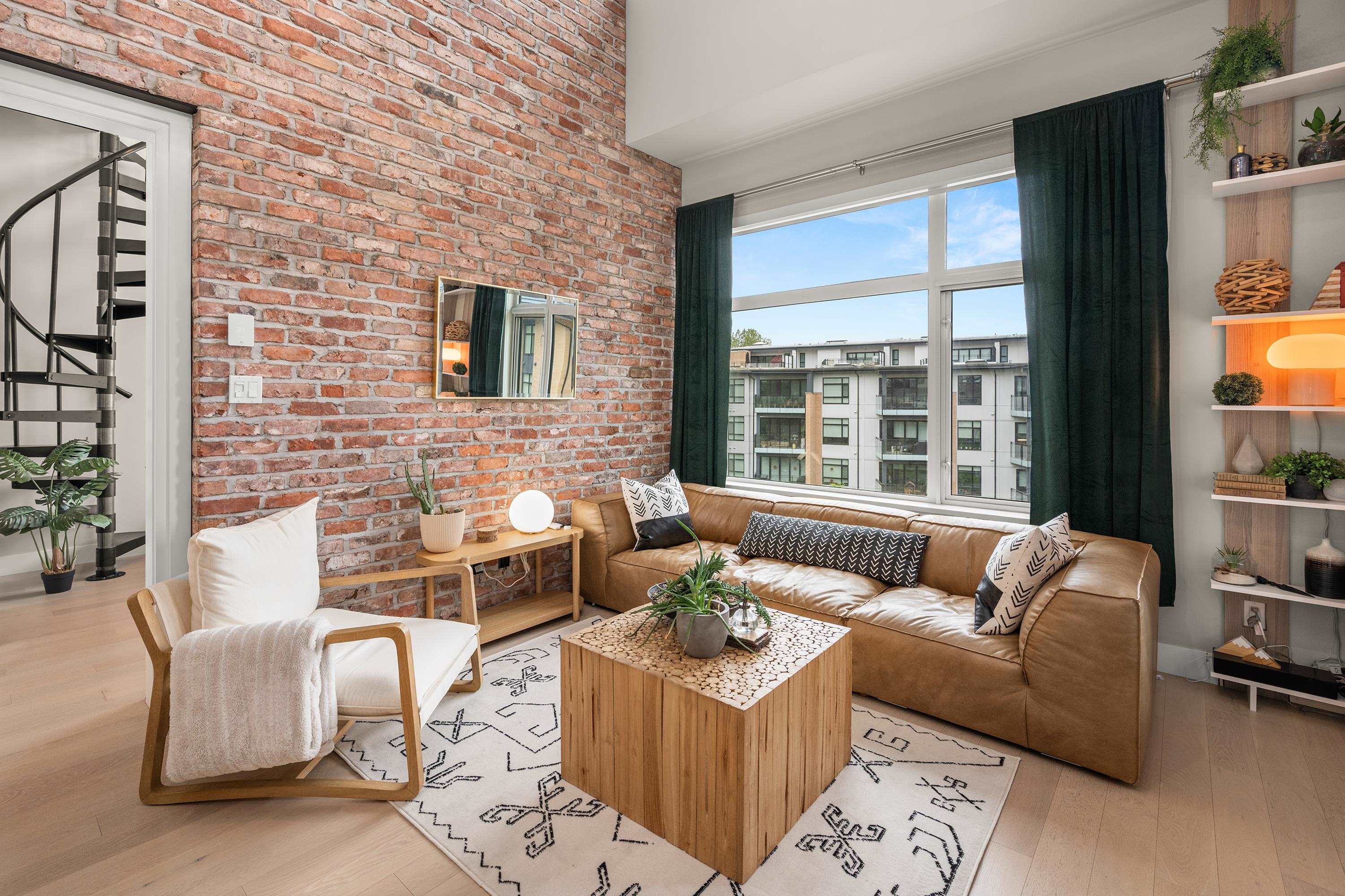 MLS® listing #R3115365 for sale located at 414 262 SALTER STREET