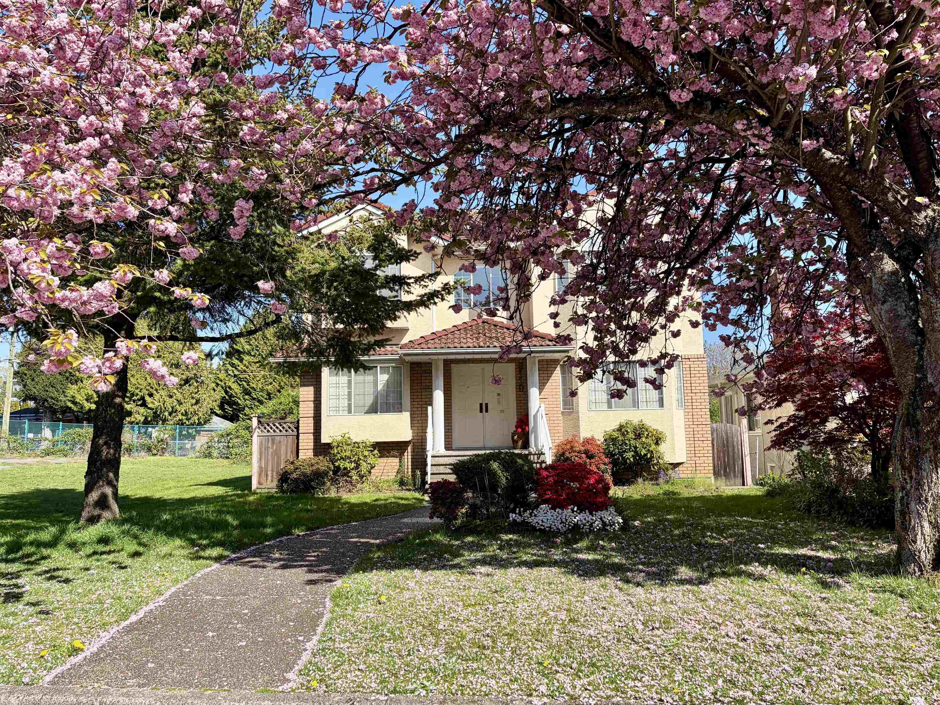 8110 OSLER STREET, Vancouver BC V6P 4E2, R3115487, BC,